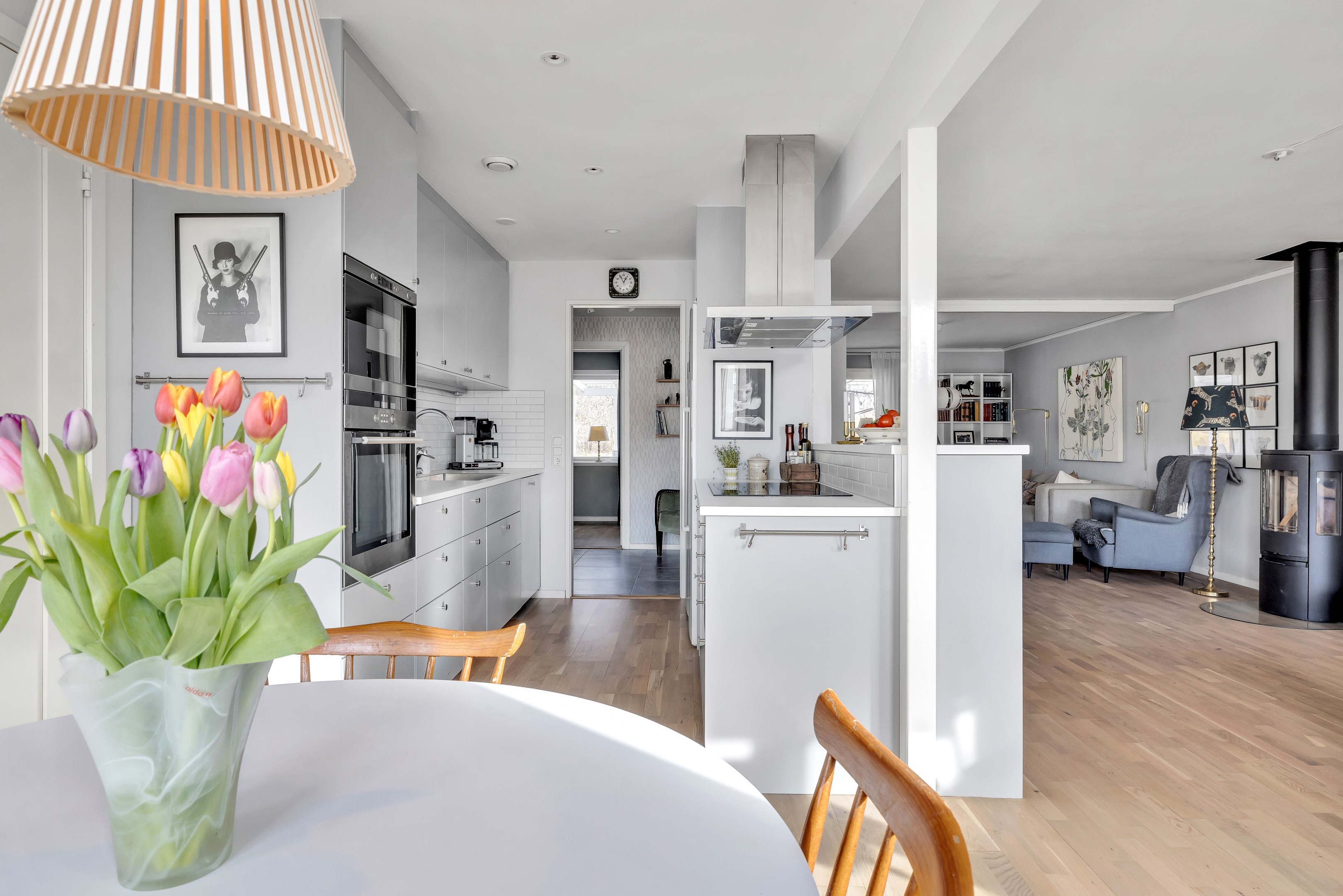 Bostadsbild från Rallarvägen 10, Såld i Vänge, Uppsala