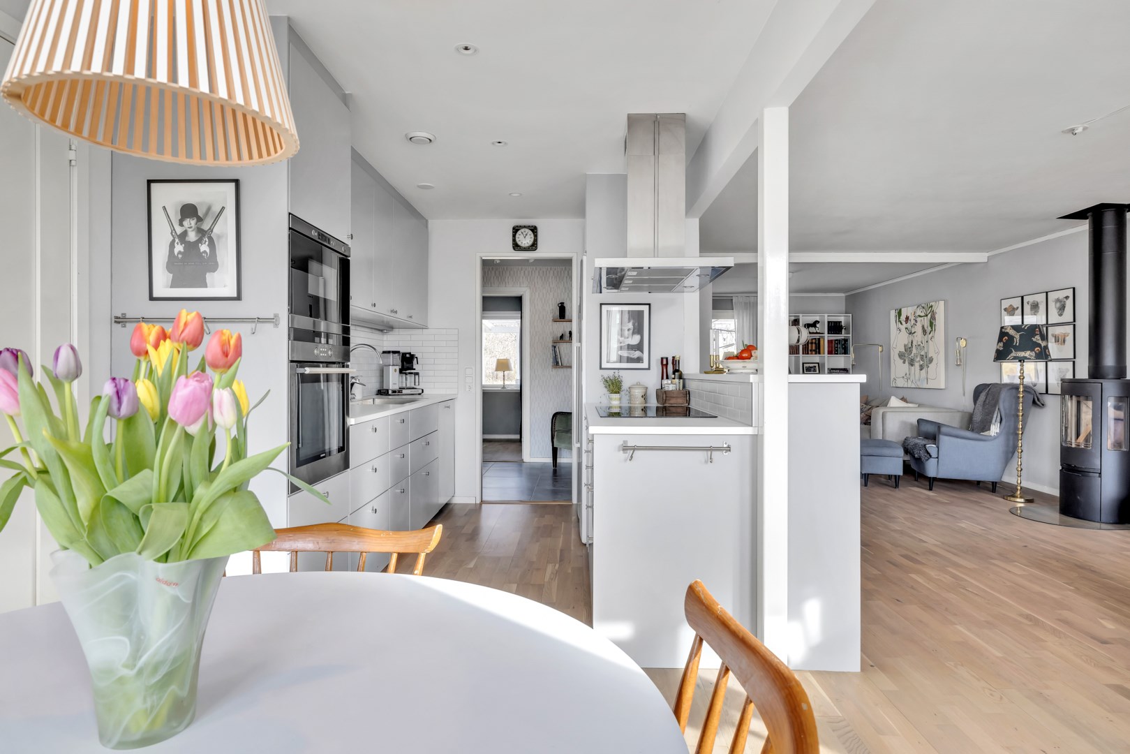 Bostadsbild från Rallarvägen 10, Såld i Vänge, Uppsala