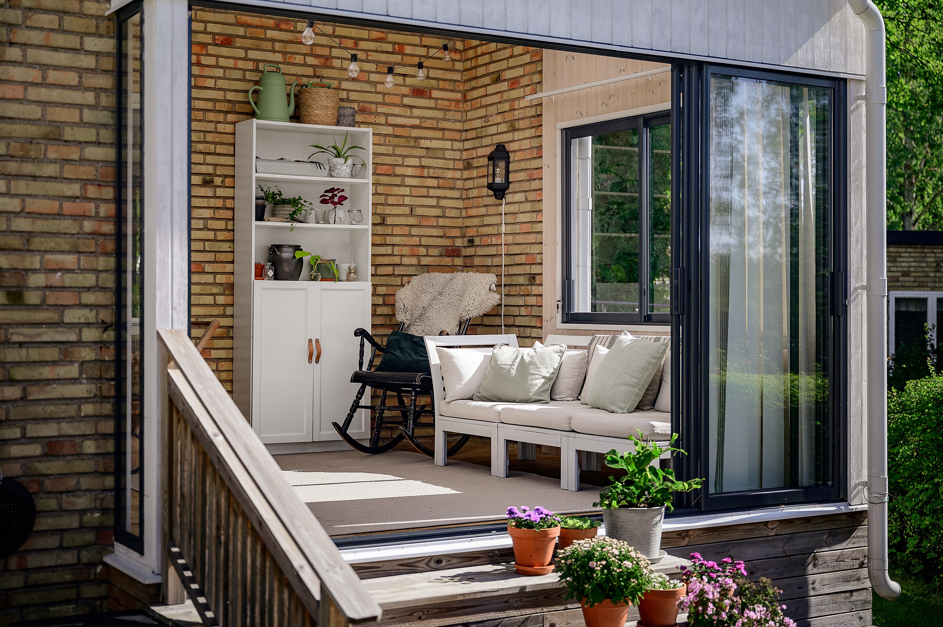 Exempelbild på glasat uterum man skulle kunna bygga