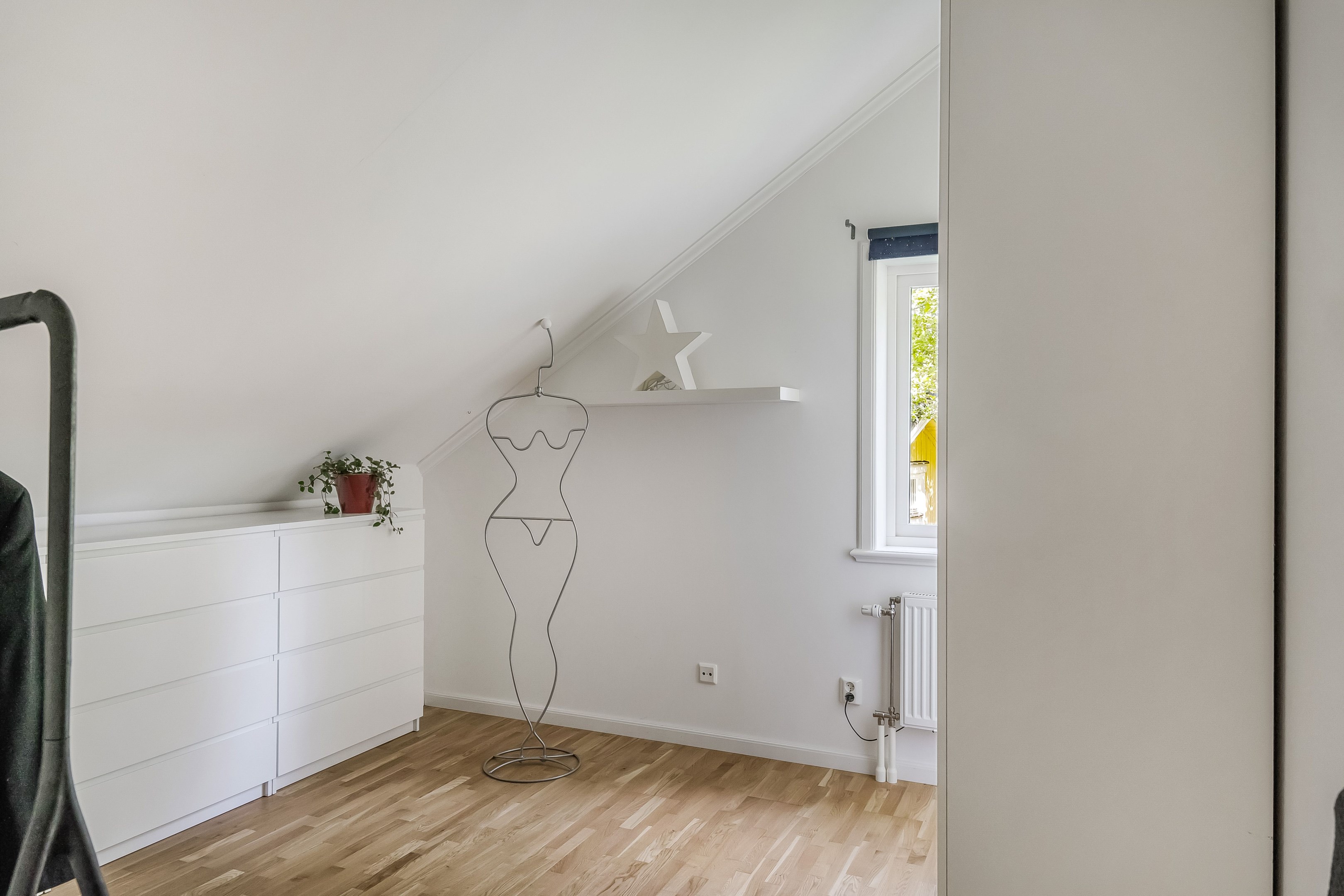 Bostadsbild från Läby Vadbacka 30, Såld i Läby, Uppsala