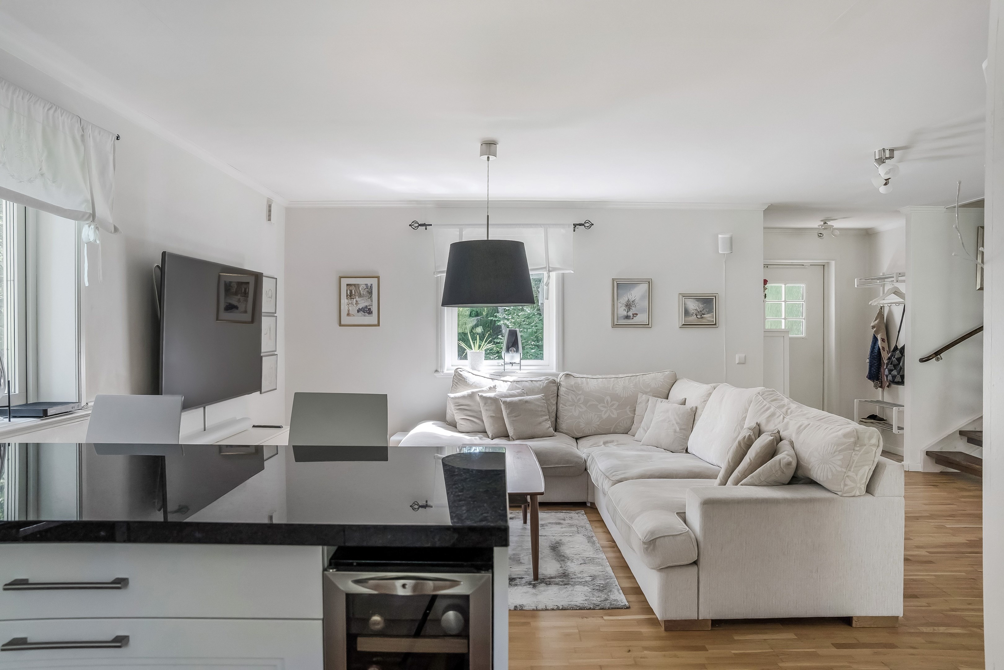 Bostadsbild från Läby Vadbacka 30, Såld i Läby, Uppsala