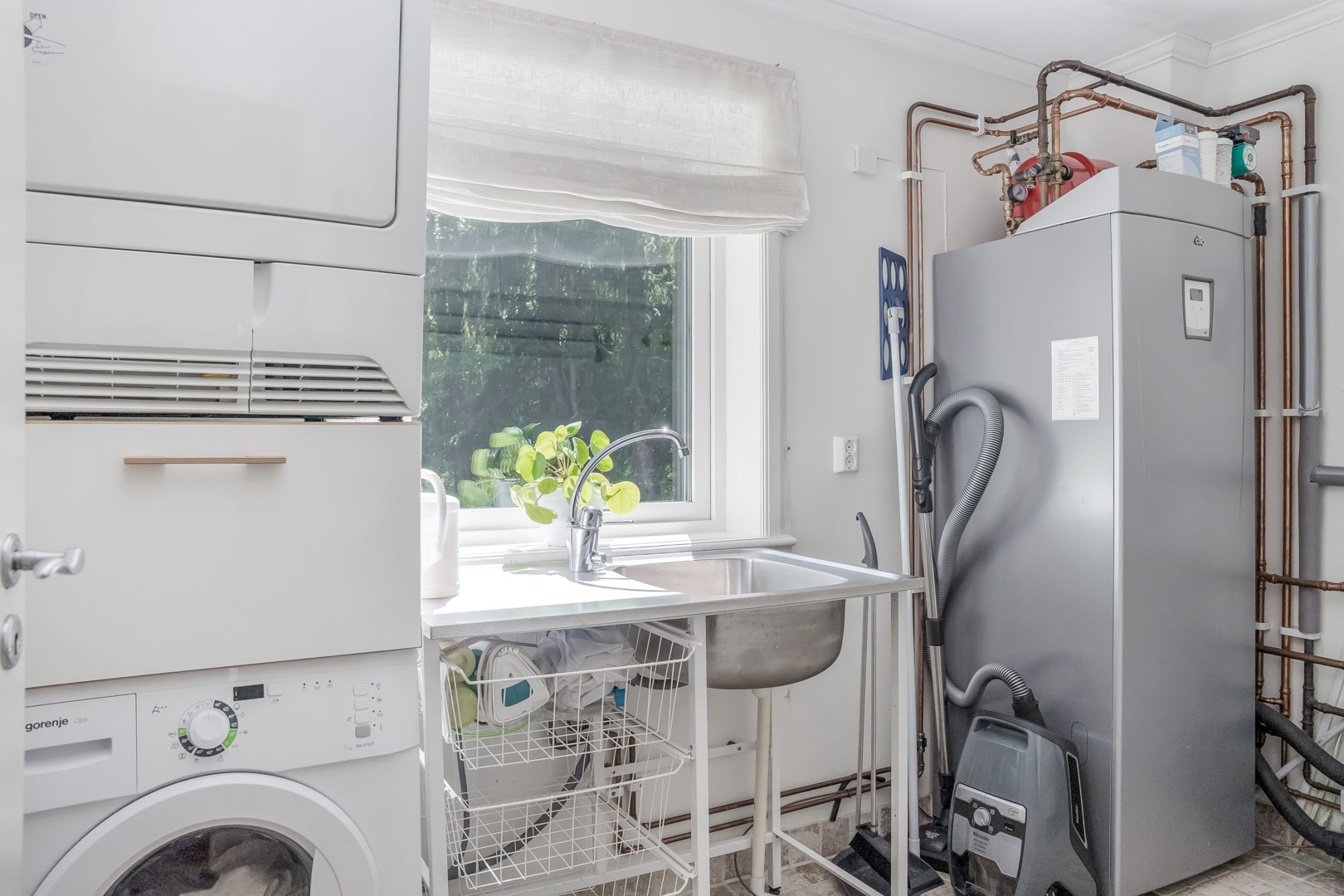 Bostadsbild från Läby Vadbacka 30, Såld i Läby, Uppsala