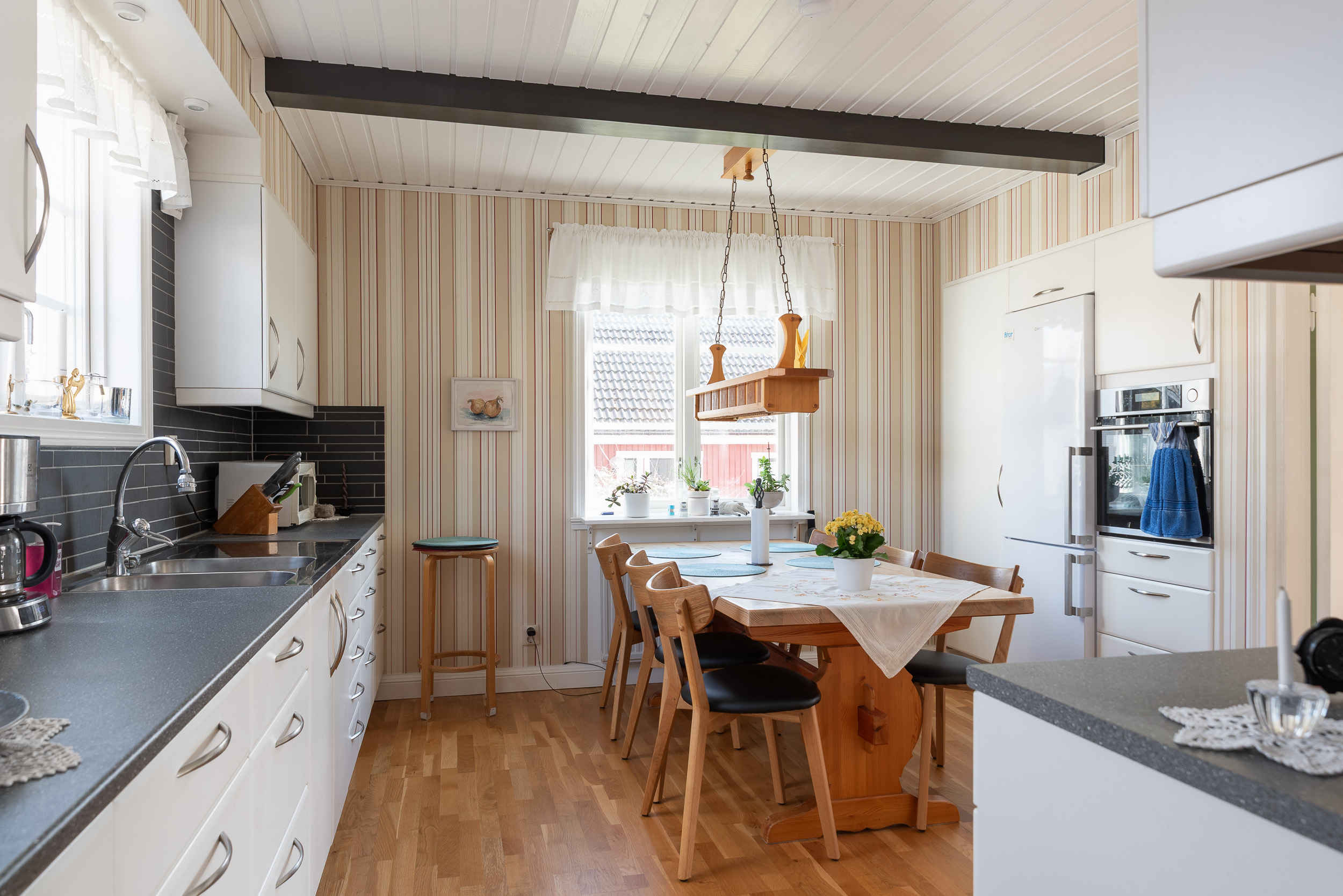 Bostadsbild från Mälbyvägen 8, Såld i Tillberga, Västerås