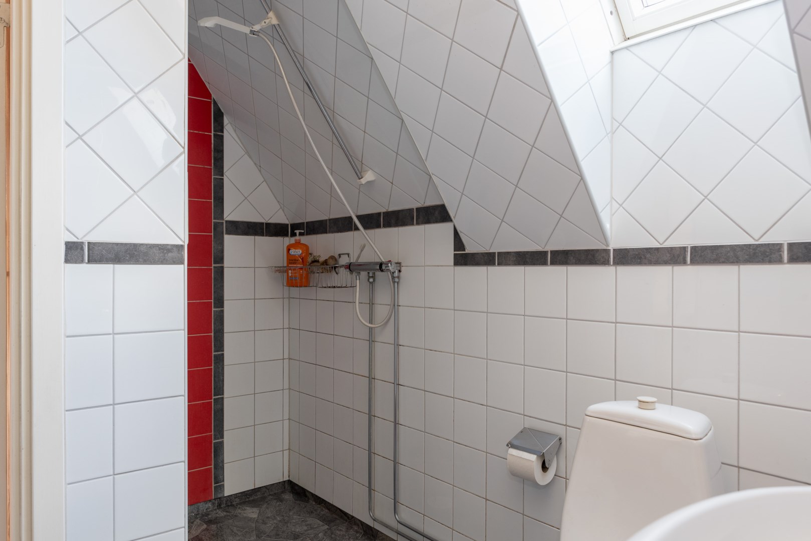 Bostadsbild från Mälbyvägen 8, Såld i Tillberga, Västerås