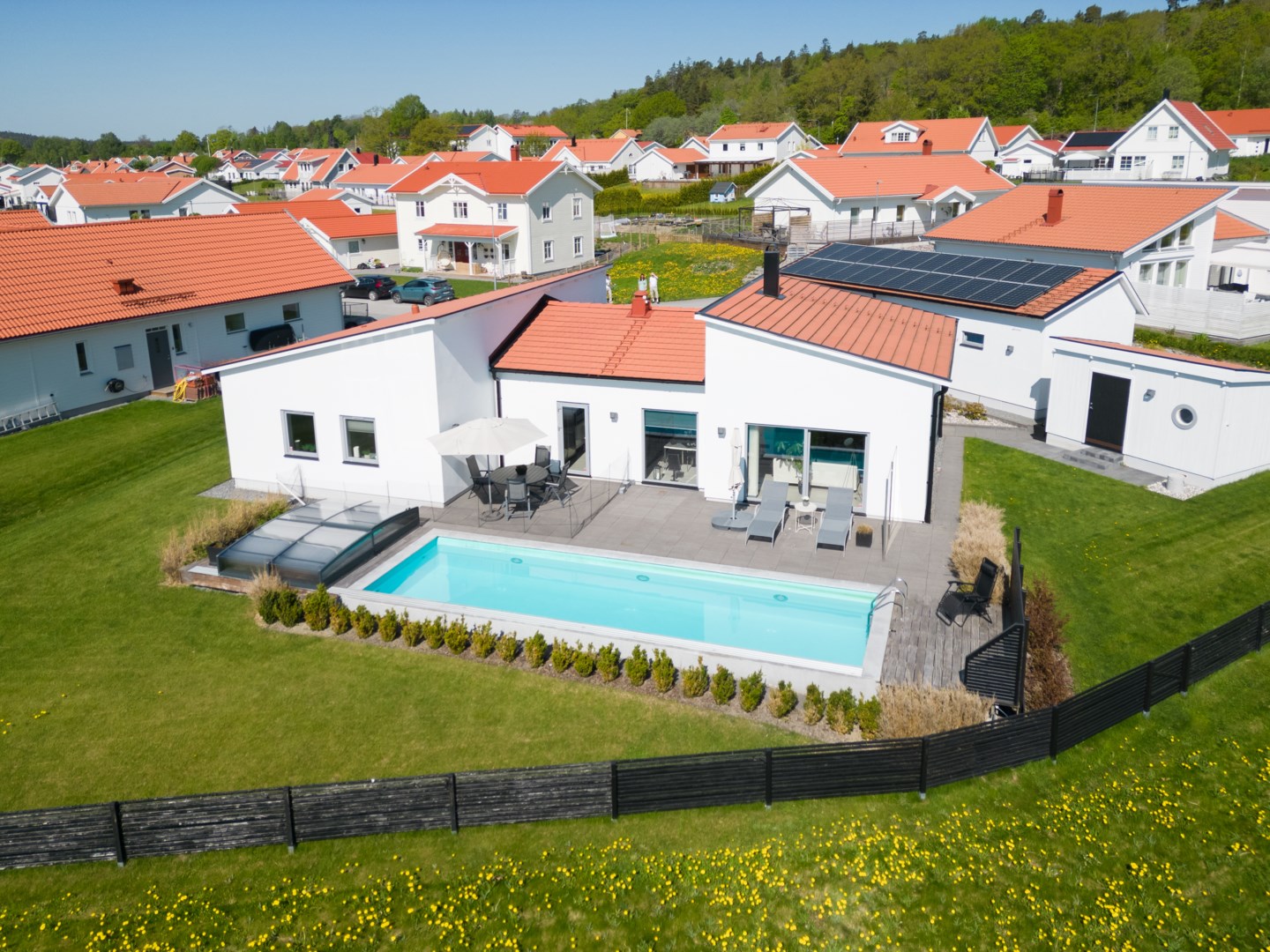 Bostadsbild från Kaprifolvägen 17, Såld i Örsundsbro, Enköping