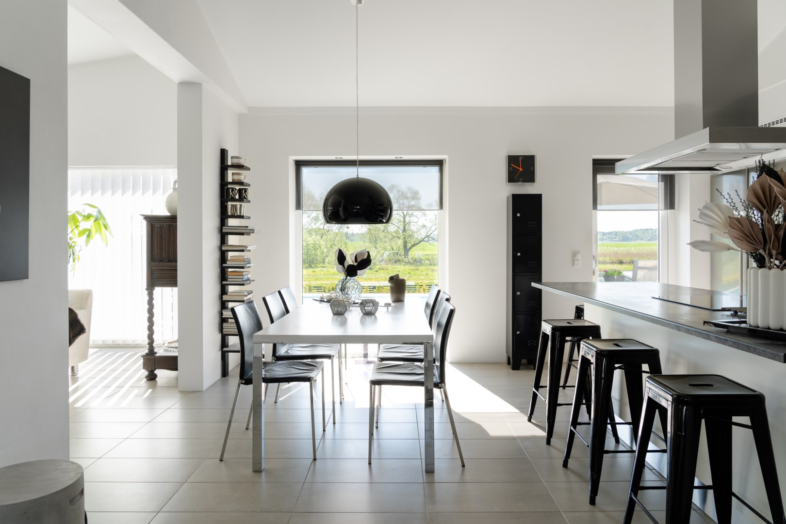 Bostadsbild från Kaprifolvägen 17, Såld i Örsundsbro, Enköping