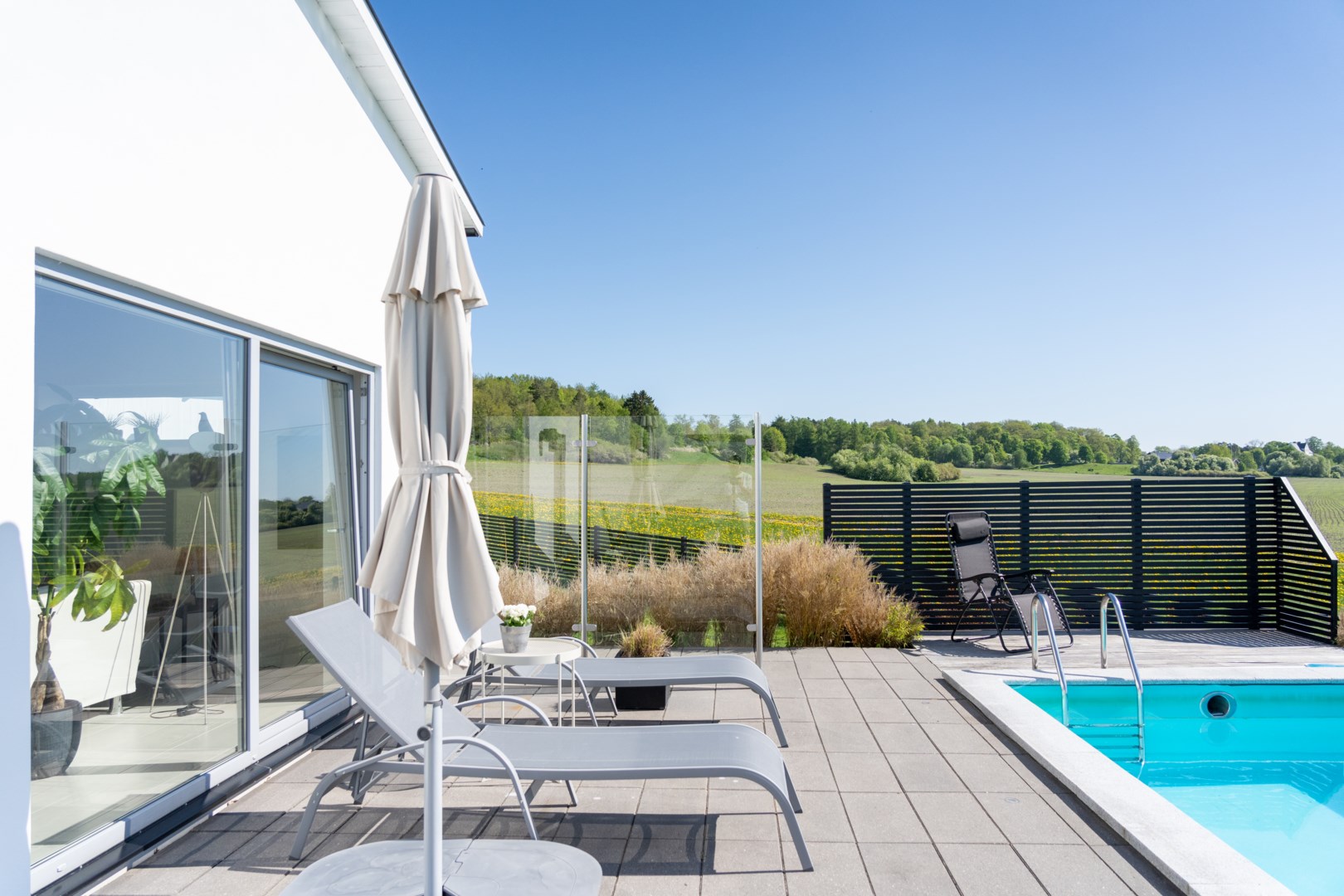 Bostadsbild från Kaprifolvägen 17, Såld i Örsundsbro, Enköping