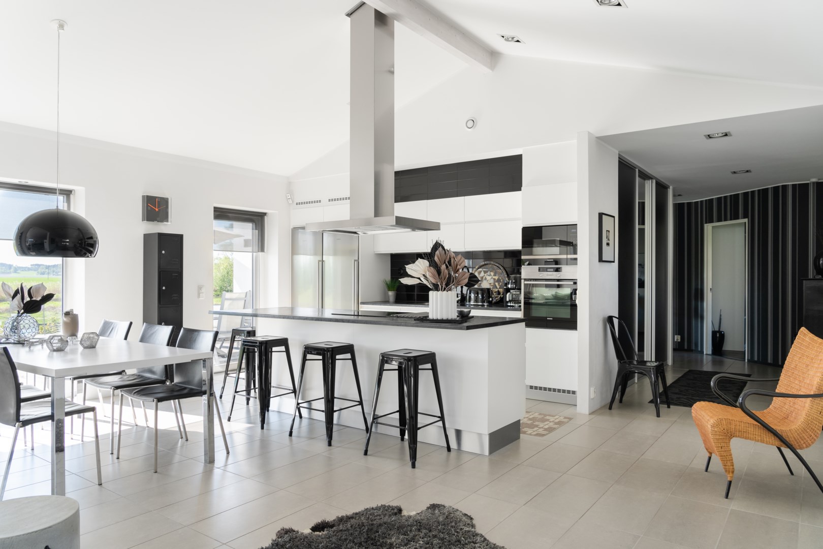 Bostadsbild från Kaprifolvägen 17, Såld i Örsundsbro, Enköping