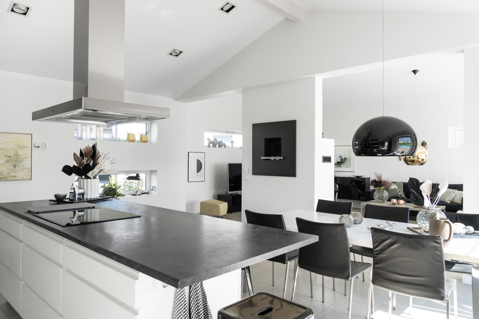 Bostadsbild från Kaprifolvägen 17, Såld i Örsundsbro, Enköping