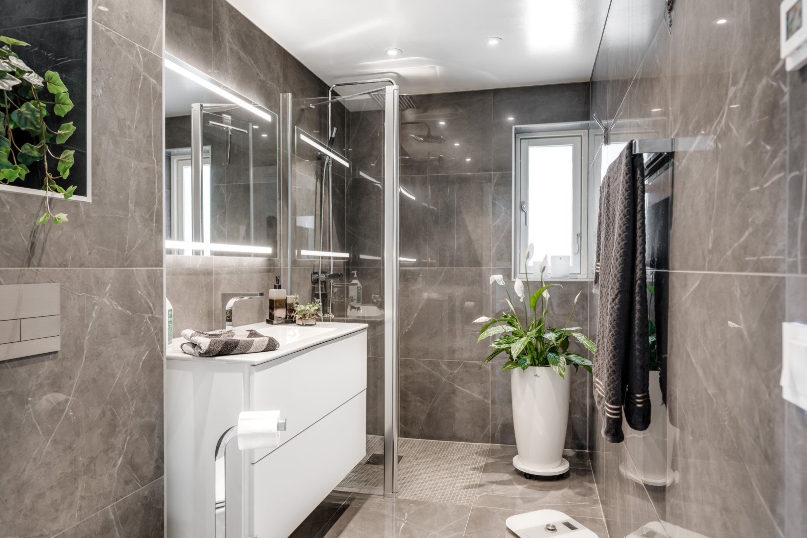 Bostadsbild från Källbovägen 8C, Kommande i Gamla Gottsunda, Uppsala