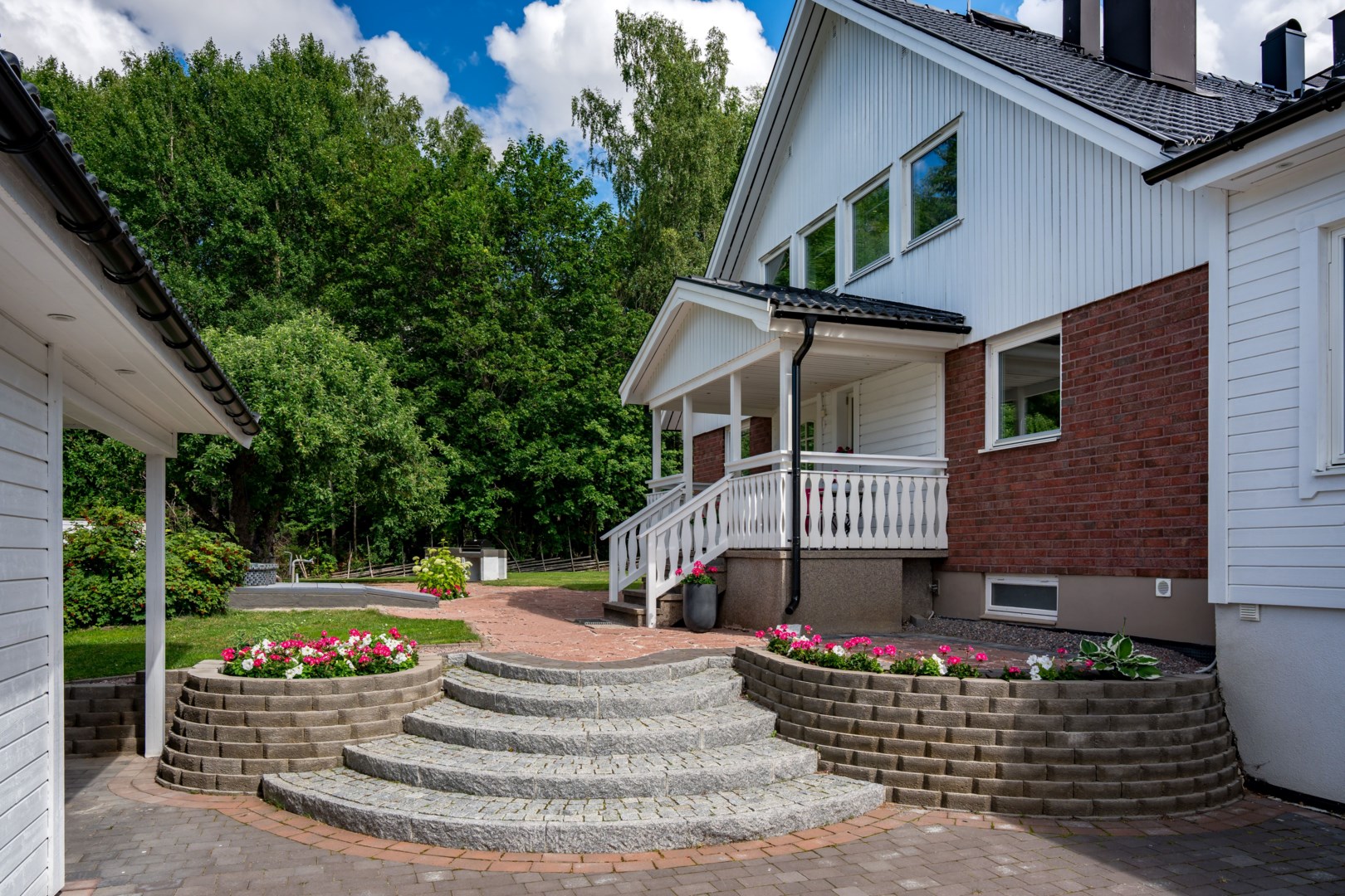 Bostadsbild från Källbovägen 8C, Kommande i Gamla Gottsunda, Uppsala