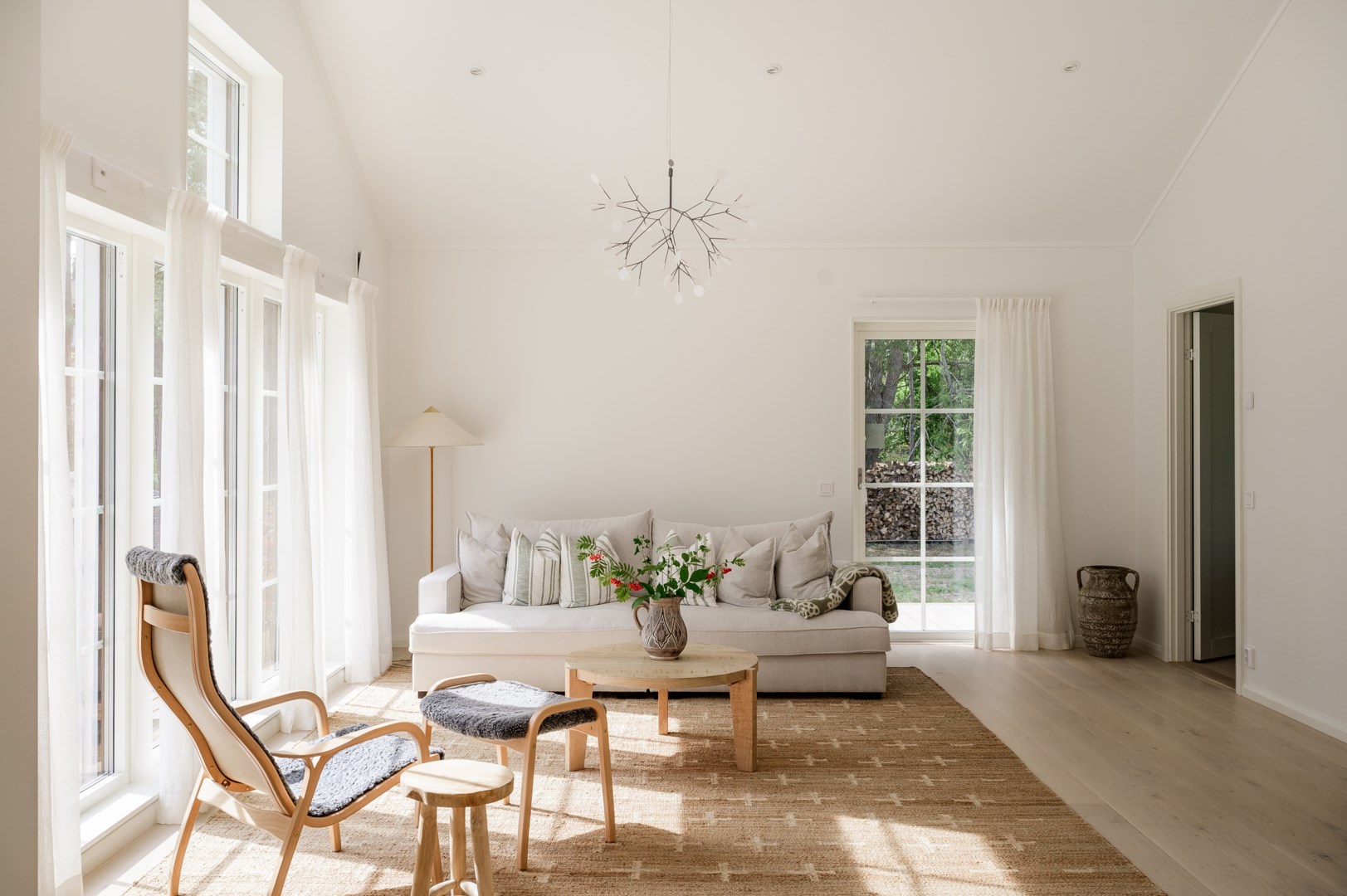 Bostadsbild från Ängsälvsvägen 7, Såld i Östra Älvsala, Värmdö