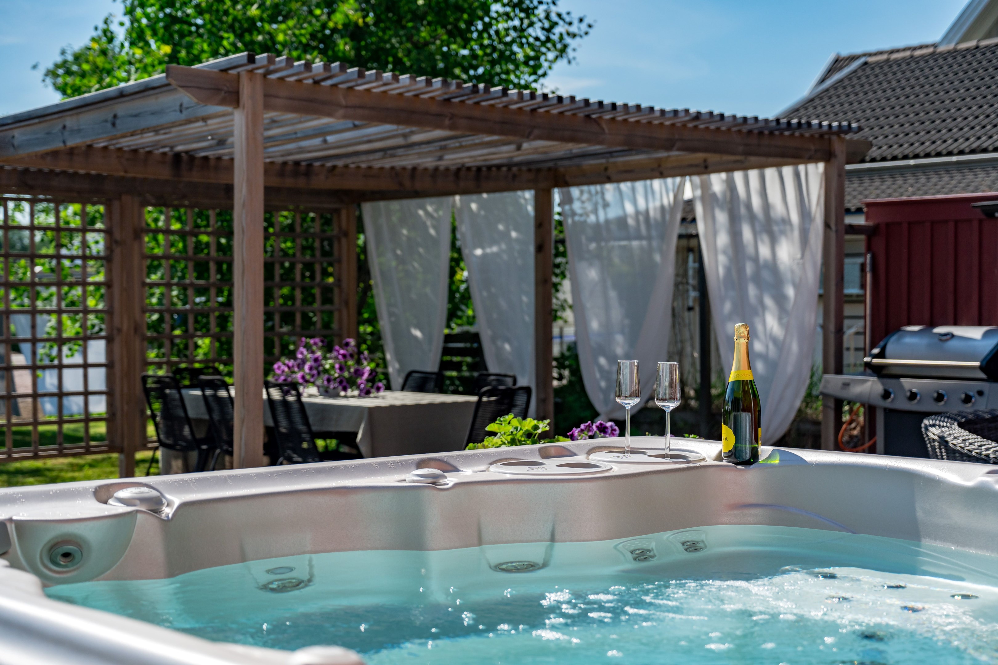 Bostadsbild från Sandbrovägen 30, Såld i Björklinge, Uppsala