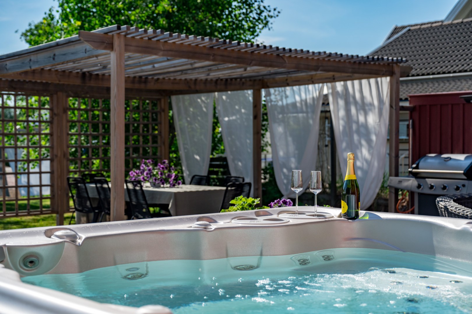 Bostadsbild från Sandbrovägen 30, Såld i Björklinge, Uppsala