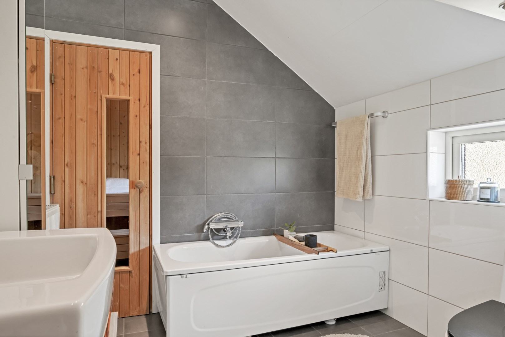 Bostadsbild från Granelidsvägen 55, Såld i Södra Gottsunda, Uppsala