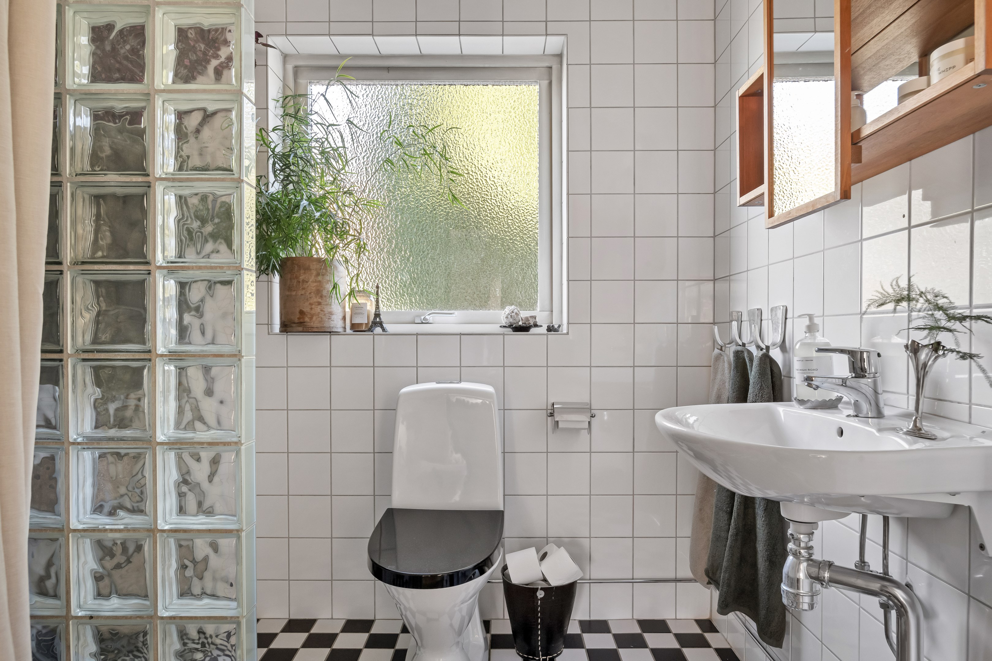 Bostadsbild från Granelidsvägen 55, Såld i Södra Gottsunda, Uppsala