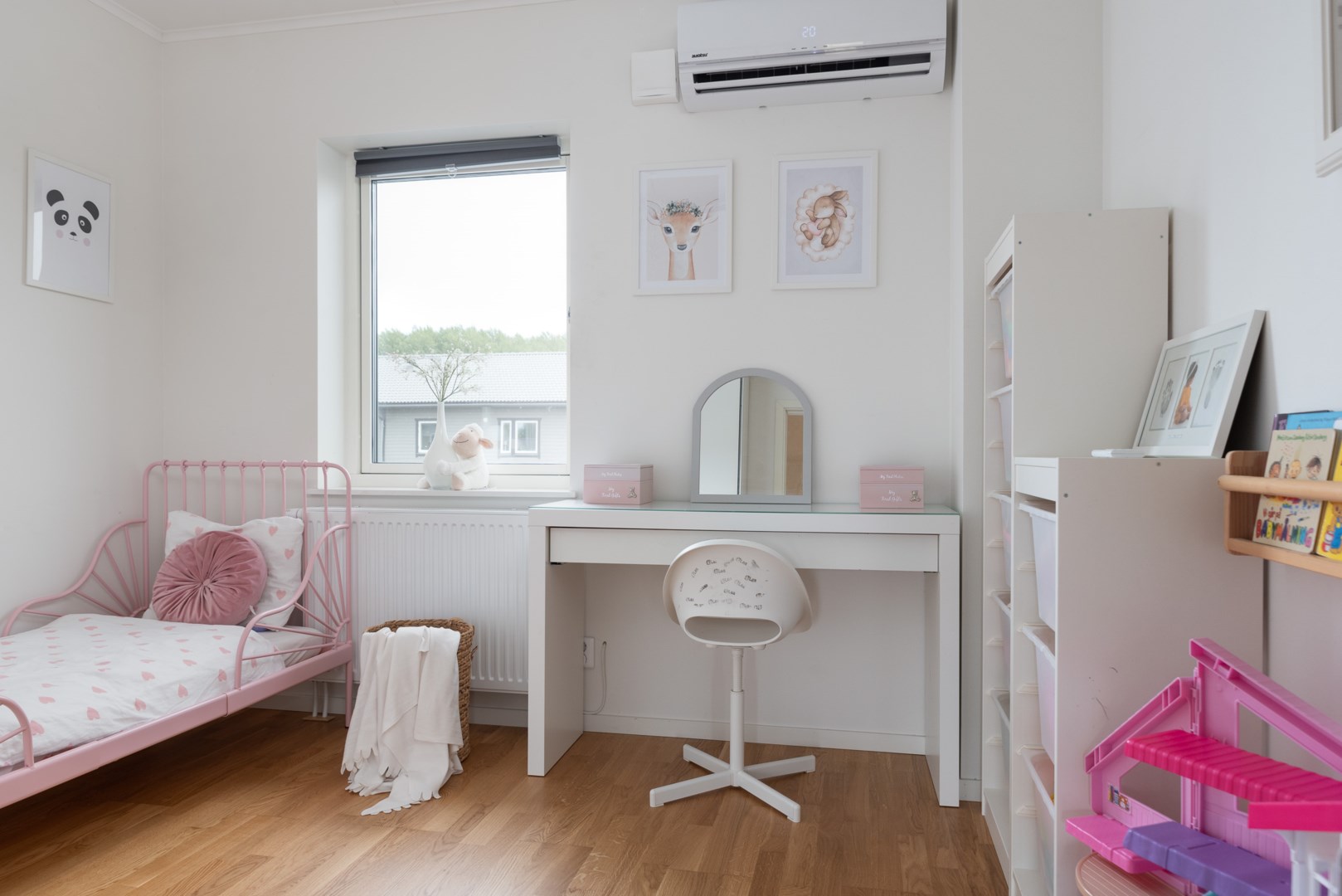 Bostadsbild från Disas väg 18B, Såld i Irsta, Västerås