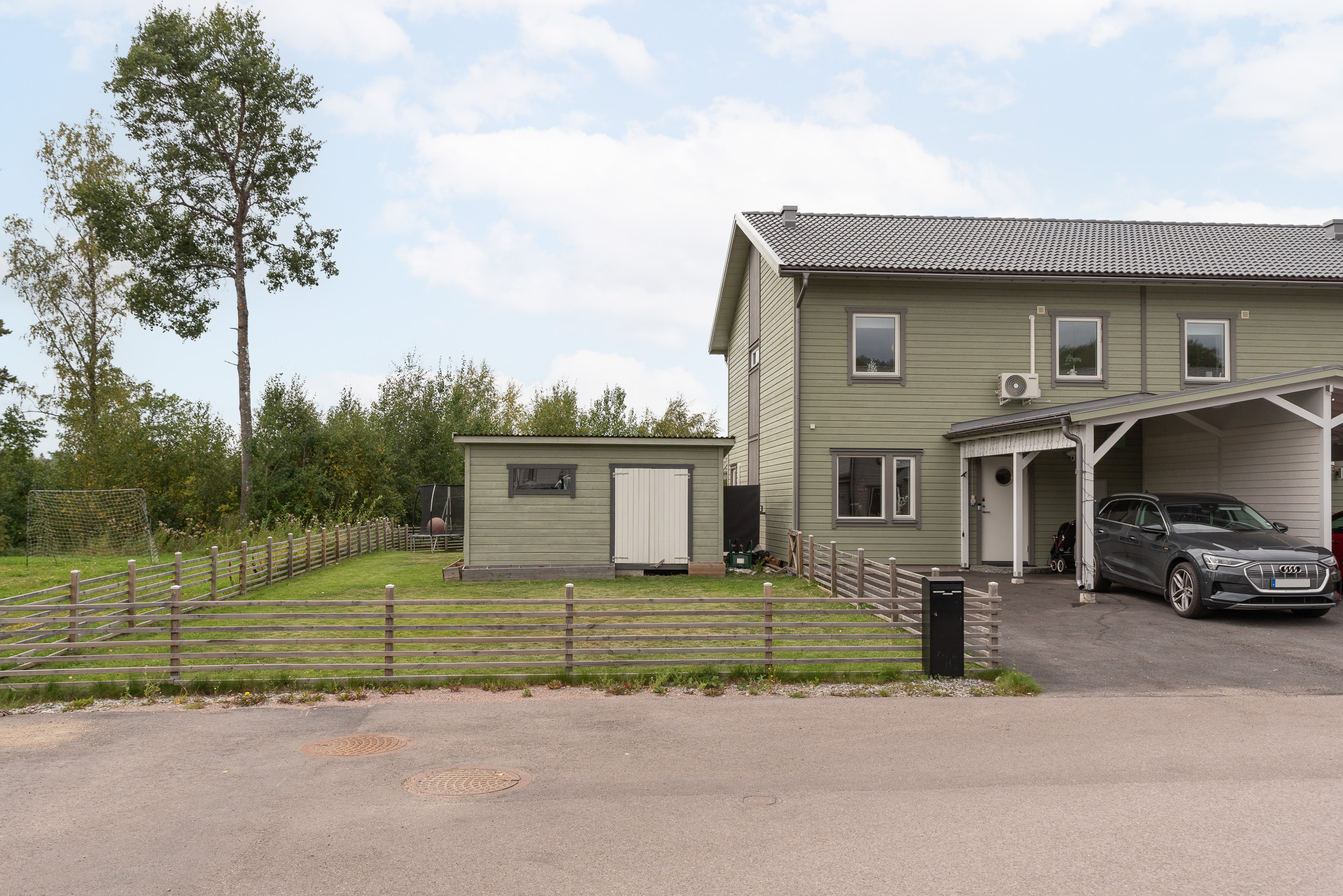 Bostadsbild från Disas väg 18B, Såld i Irsta, Västerås