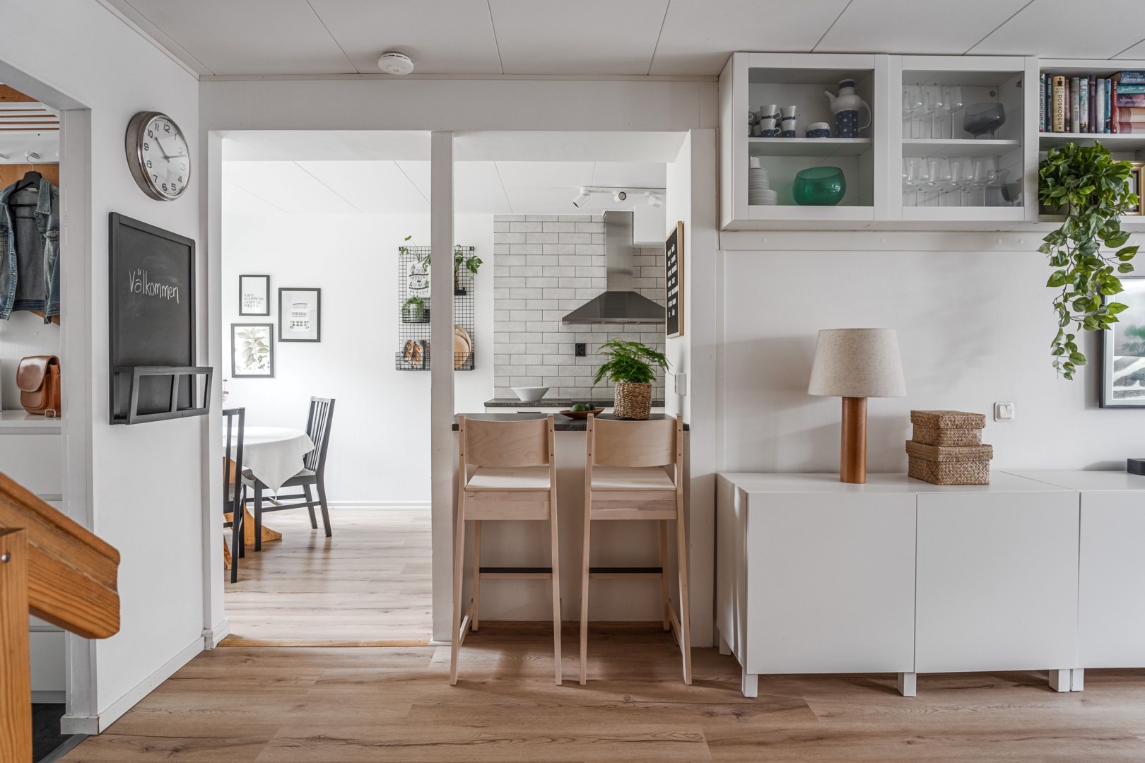 Bostadsbild från Åskmolnsvägen 56, Såld i Storvreta, Uppsala