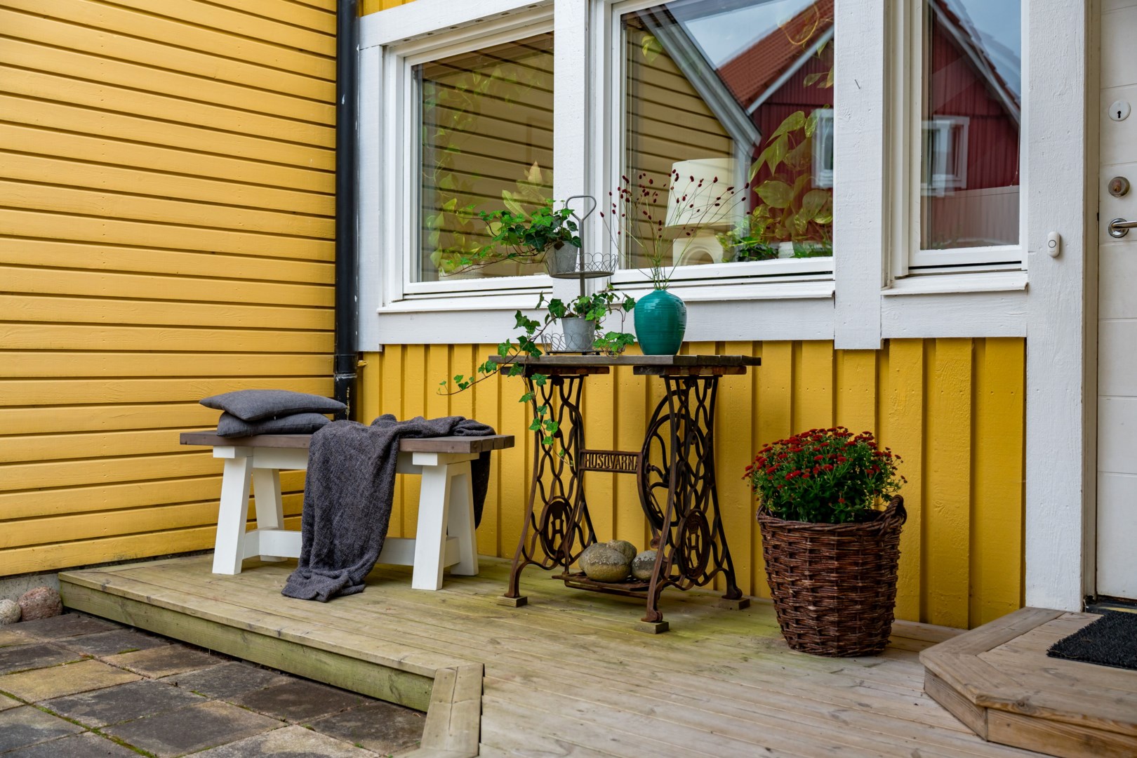 Bostadsbild från Åskmolnsvägen 56, Såld i Storvreta, Uppsala