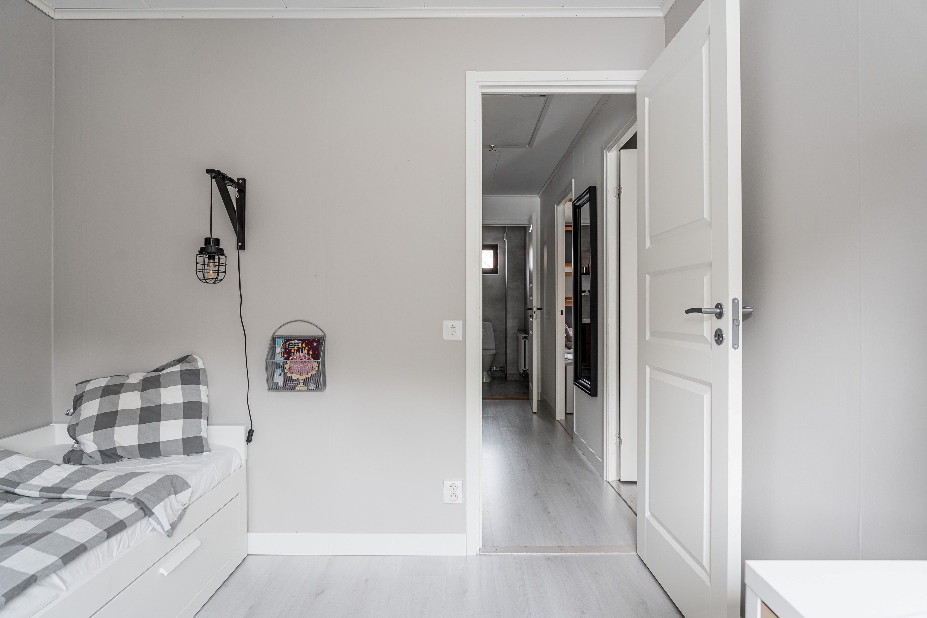 Bostadsbild från Åskmolnsvägen 56, Såld i Storvreta, Uppsala