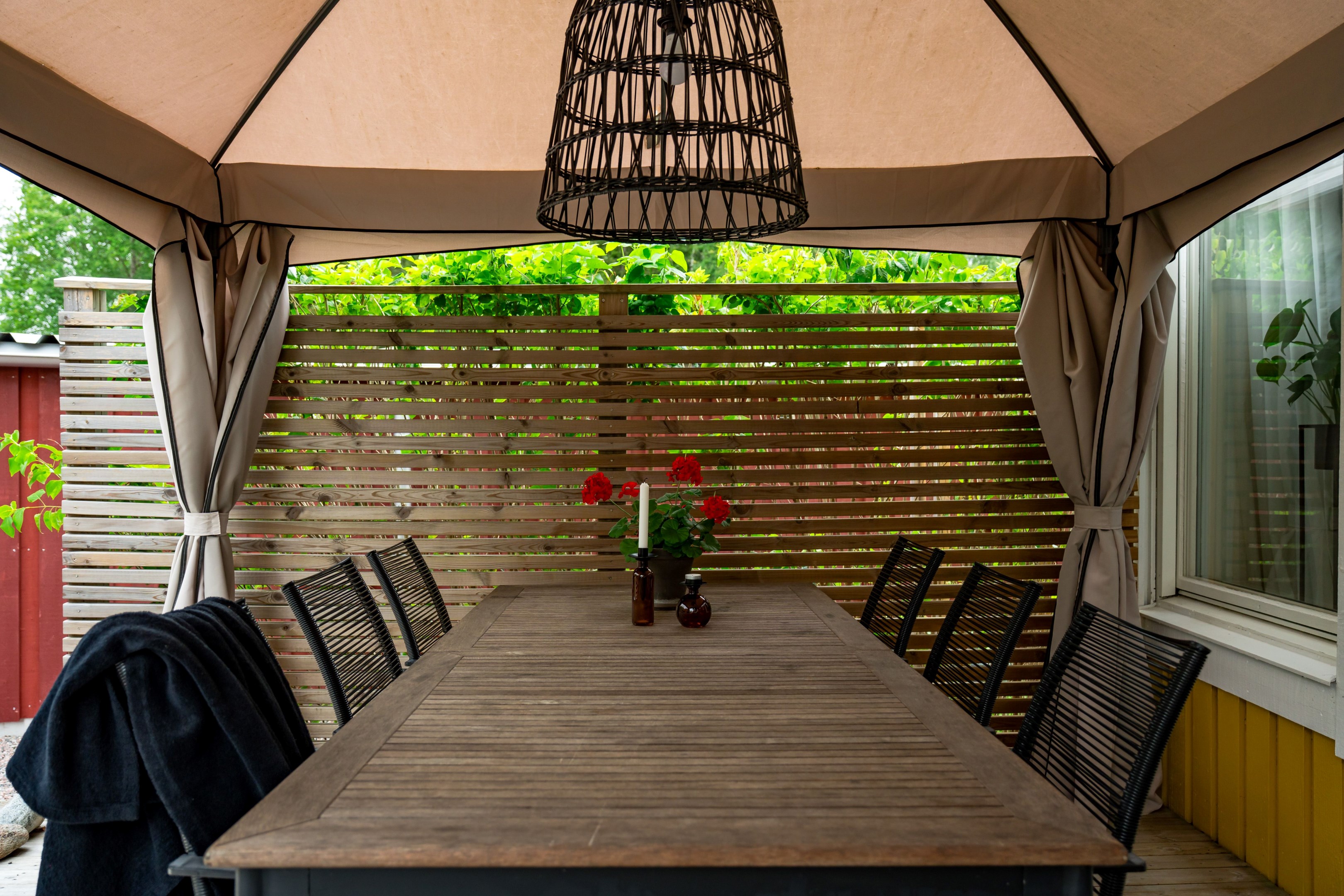 Bostadsbild från Åskmolnsvägen 56, Såld i Storvreta, Uppsala