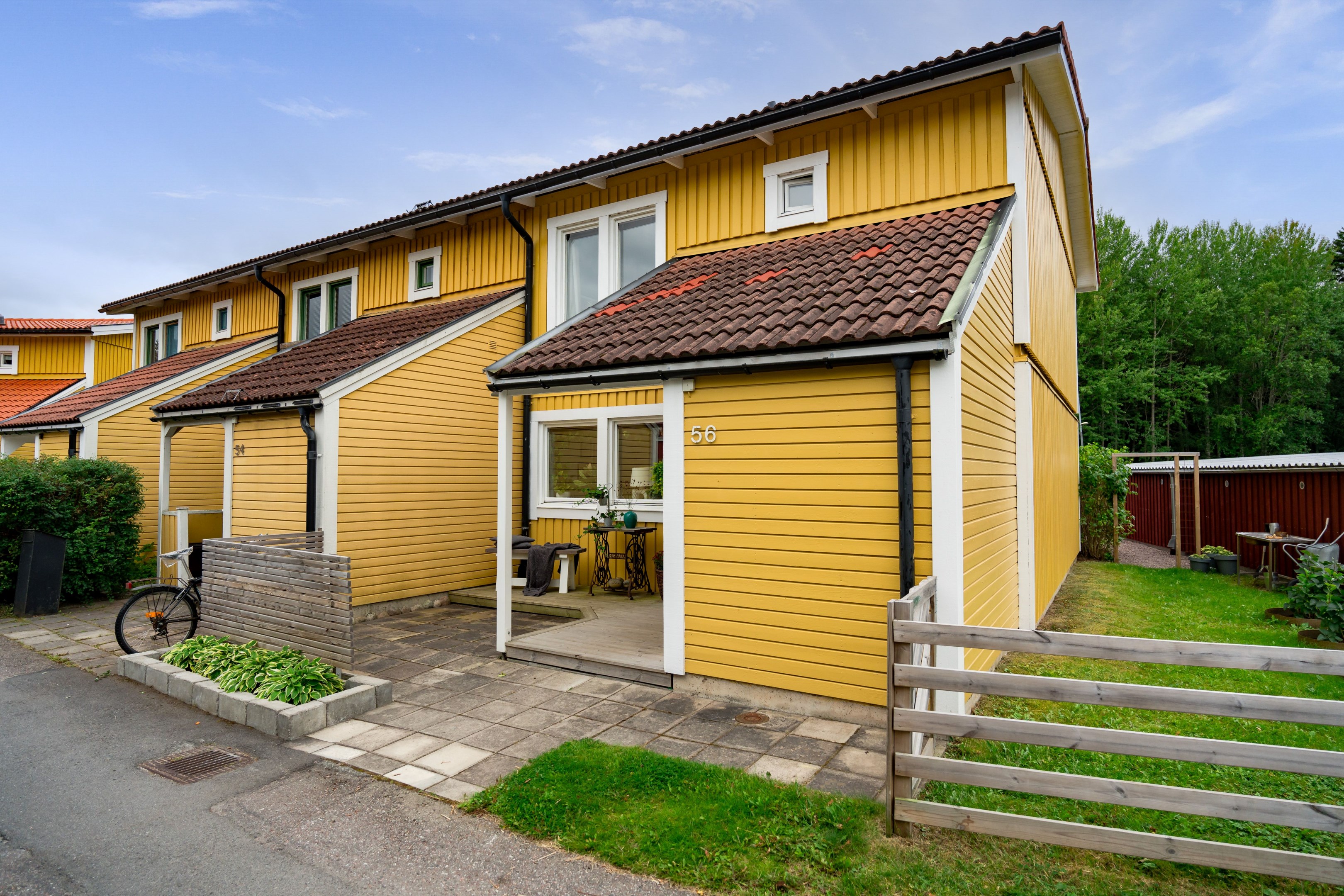 Bostadsbild från Åskmolnsvägen 56, Såld i Storvreta, Uppsala