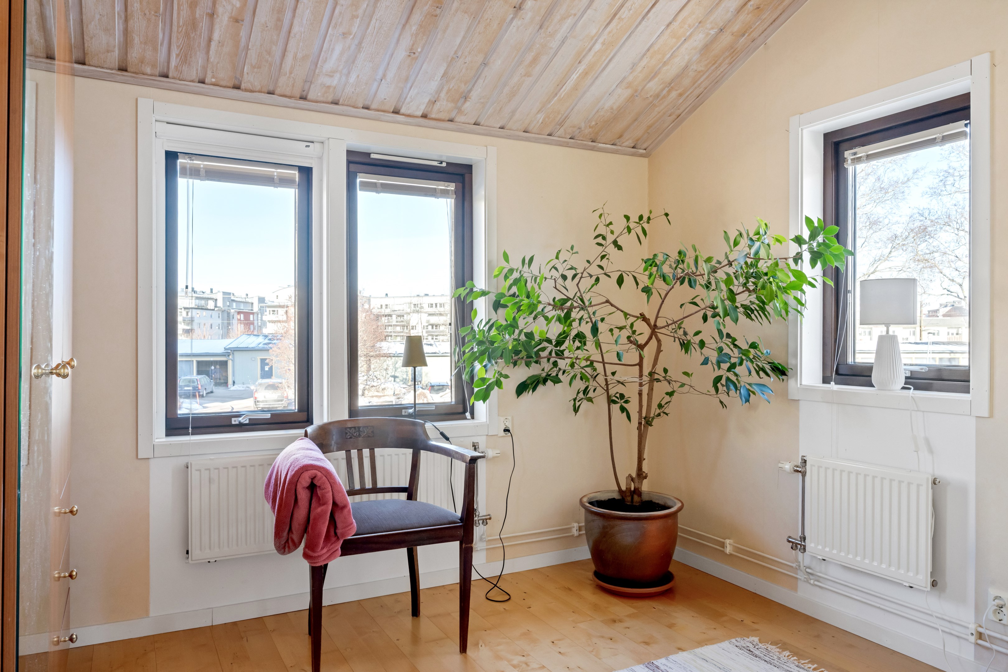Bostadsbild från Hällbygatan 20A, Till salu i Luthagen, Uppsala
