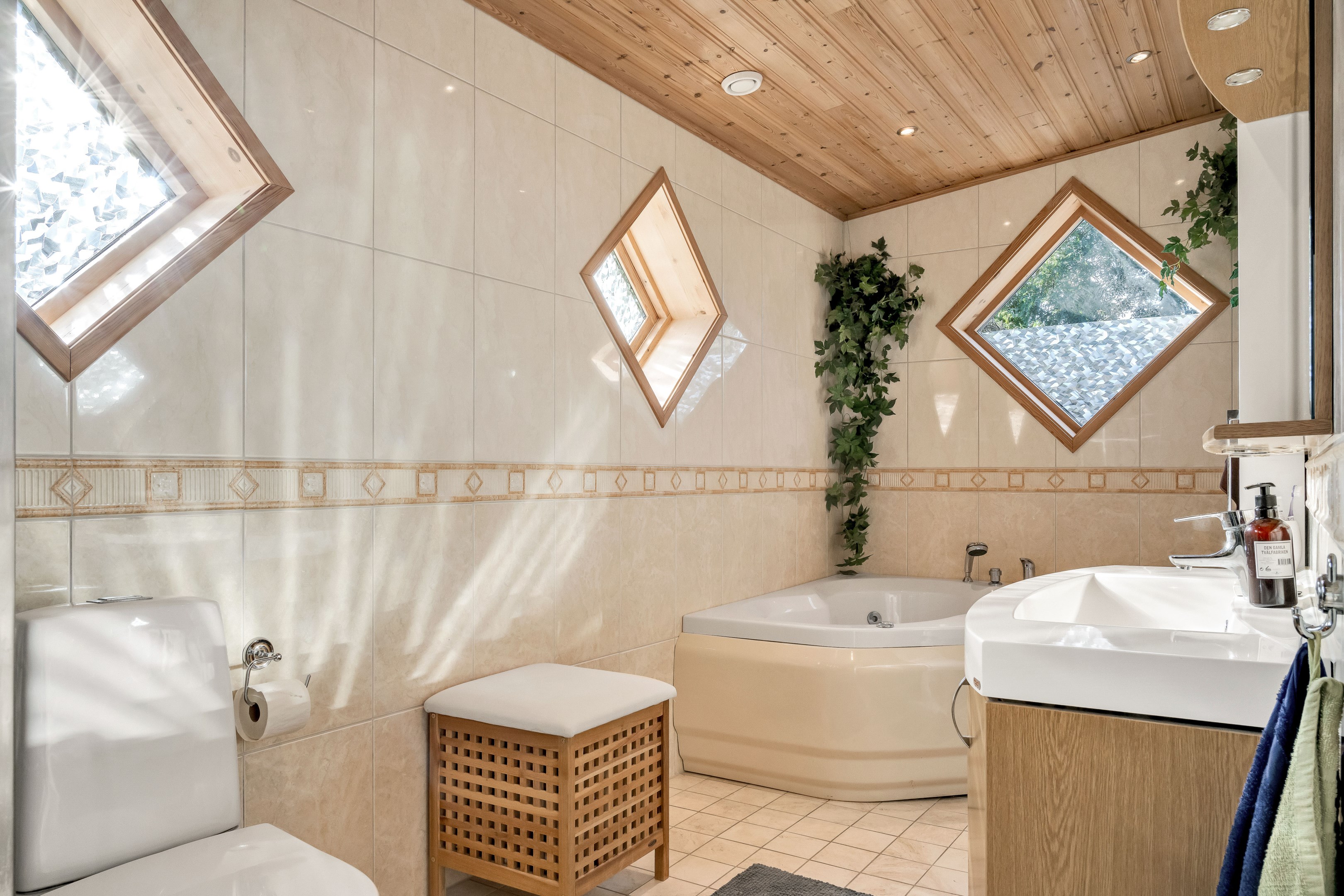 Bostadsbild från Tors väg 7B, Såld i Gamla Uppsala, Uppsala