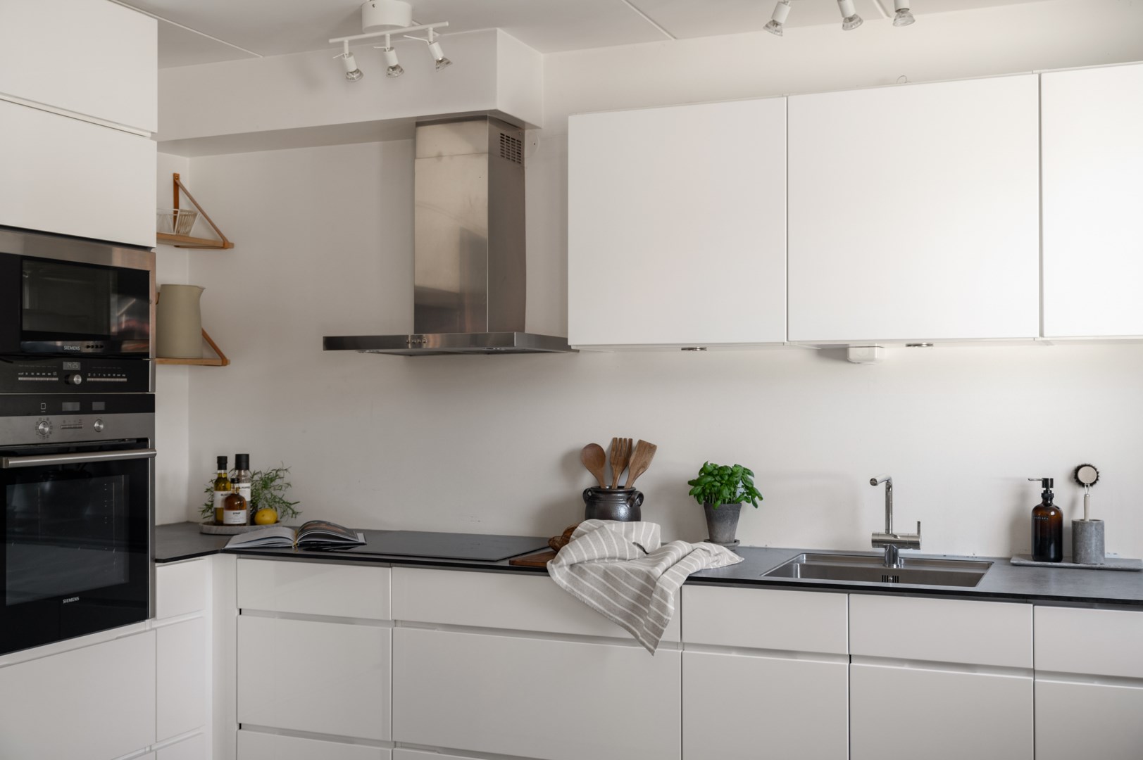 Bostadsbild från Knut Stangenbergs väg 134, Såld i Duvnäs Utskog, Nacka