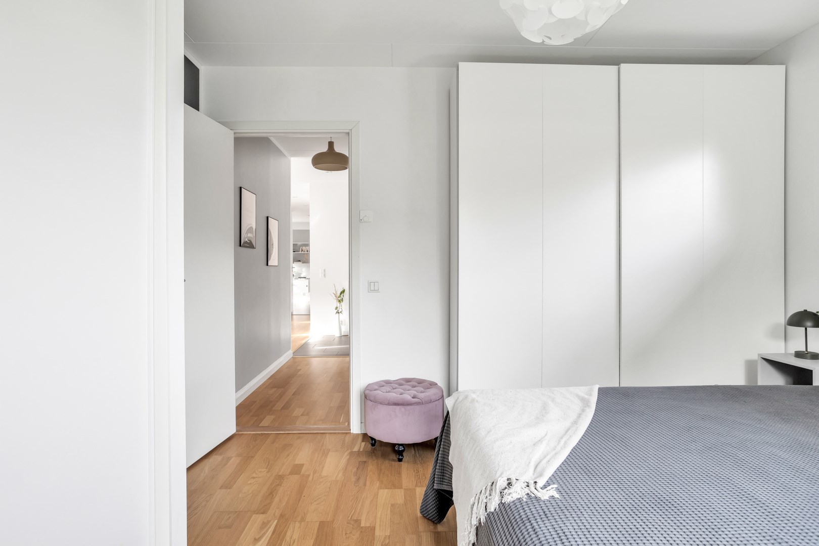 Bostadsbild från Milstensvägen 32, Såld i Herrhagen, Uppsala