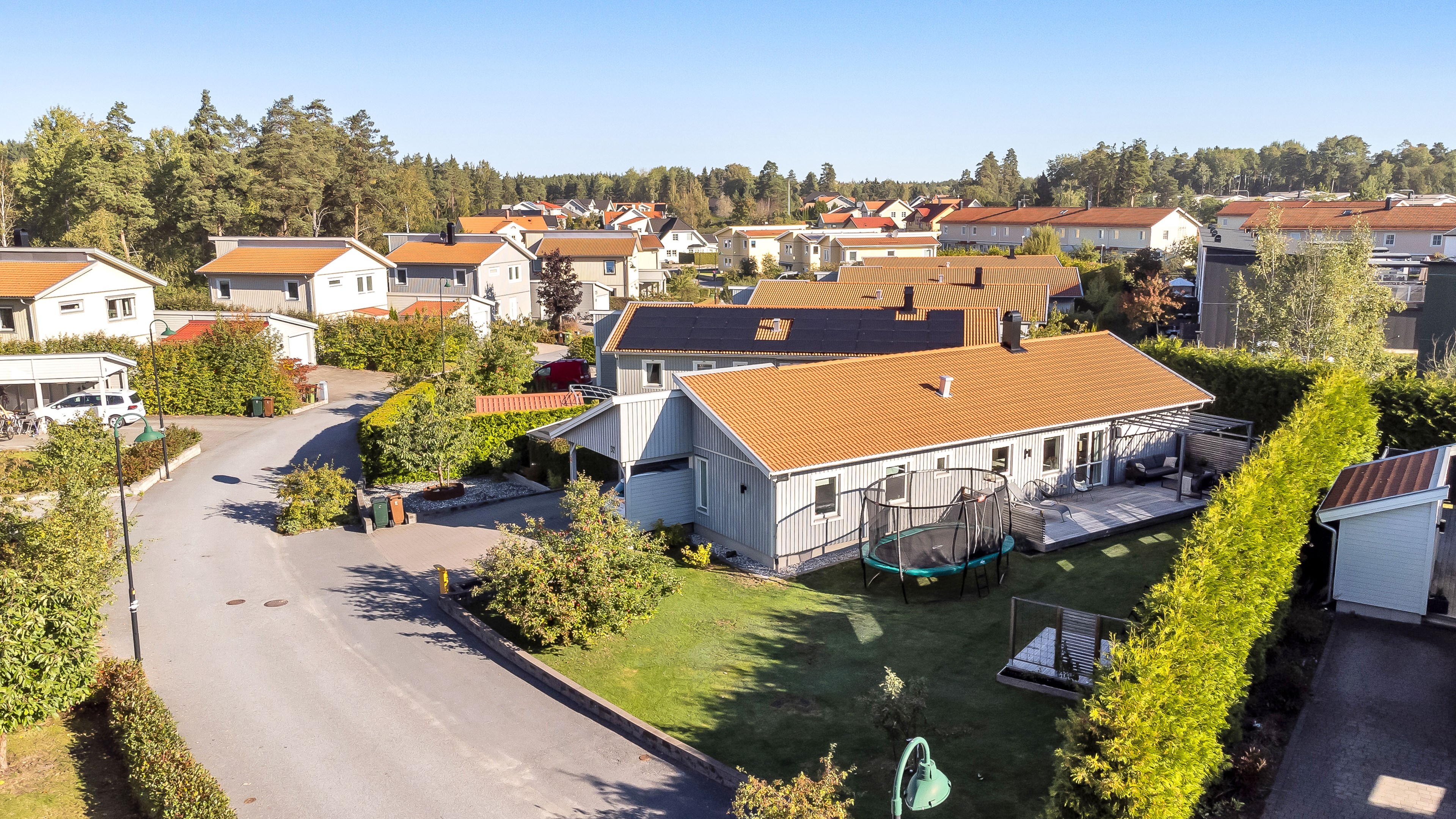 Bostadsbild från Milstensvägen 32, Såld i Herrhagen, Uppsala