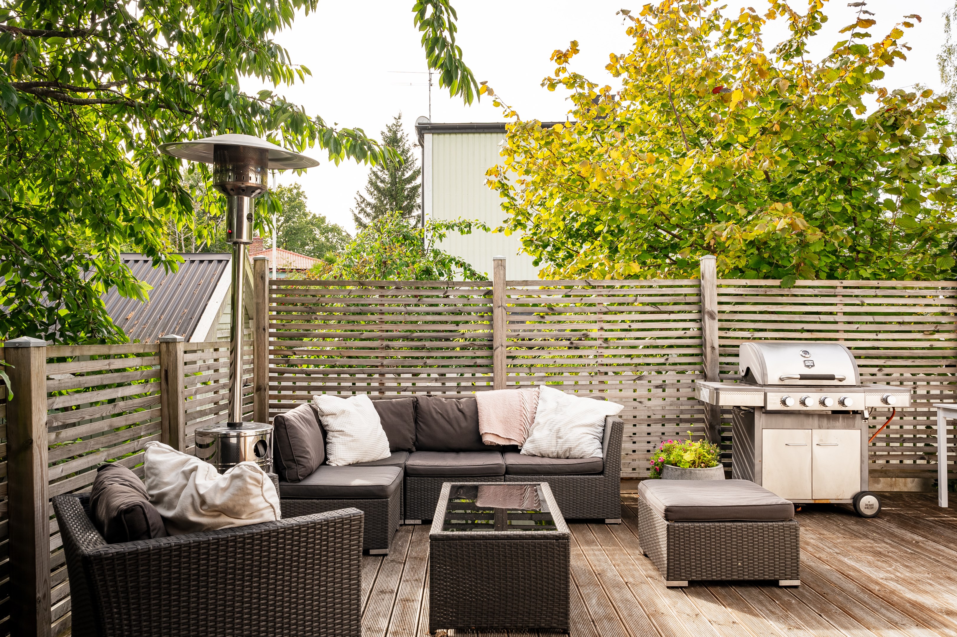 Bostadsbild från Skogdalsvägen 16, Såld i Björknäs, Nacka