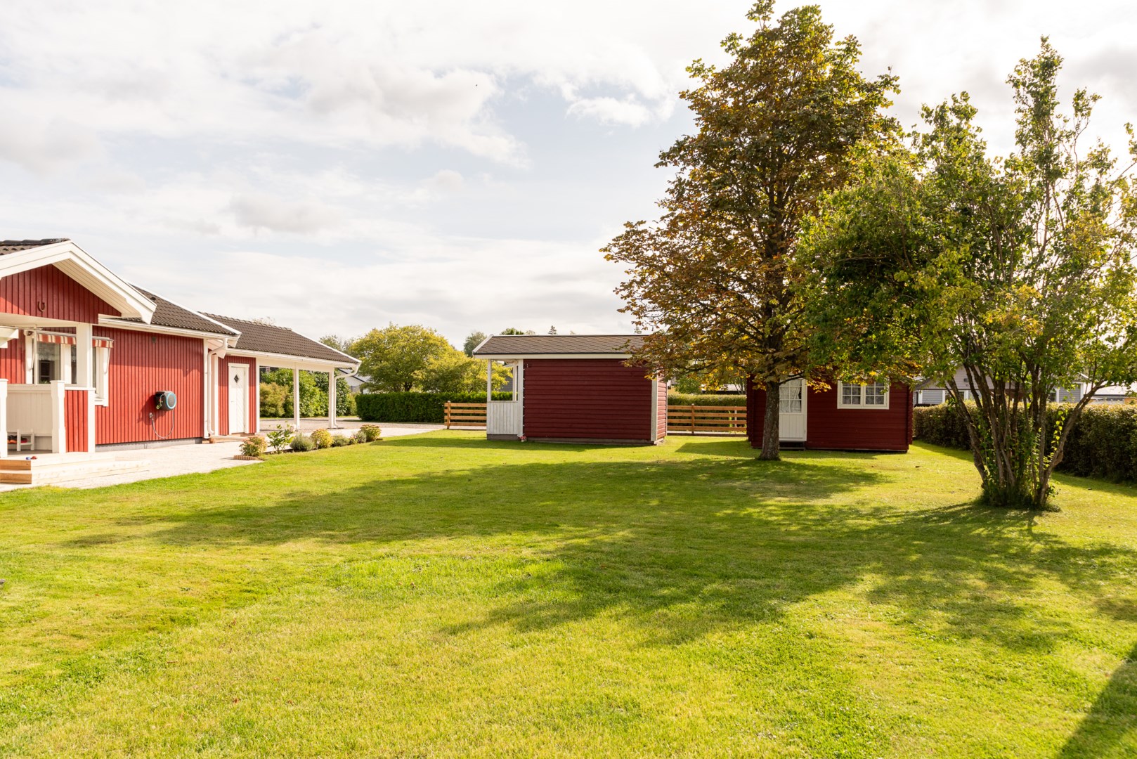 Bostadsbild från Klarinettvägen 18, Såld i Lycksta, Västerås