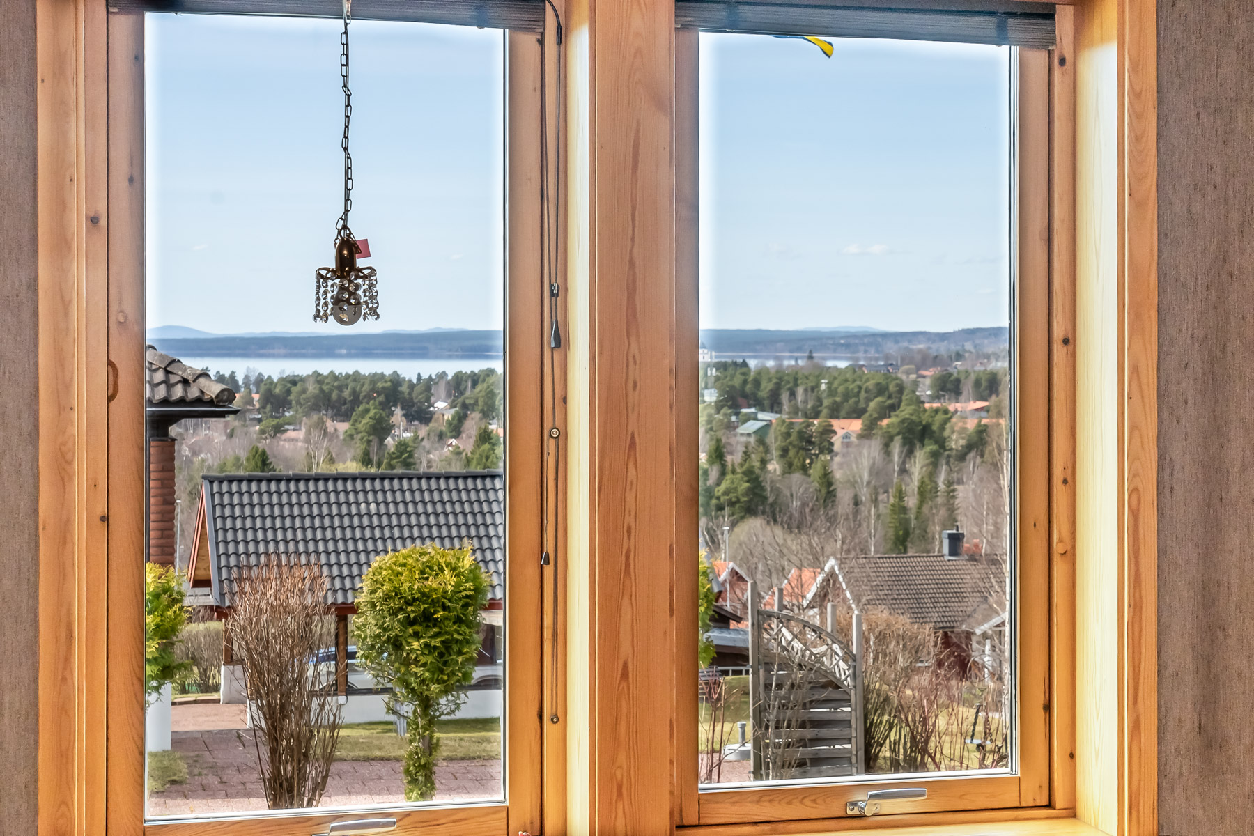 Utsikt från vardagsrum E-plan