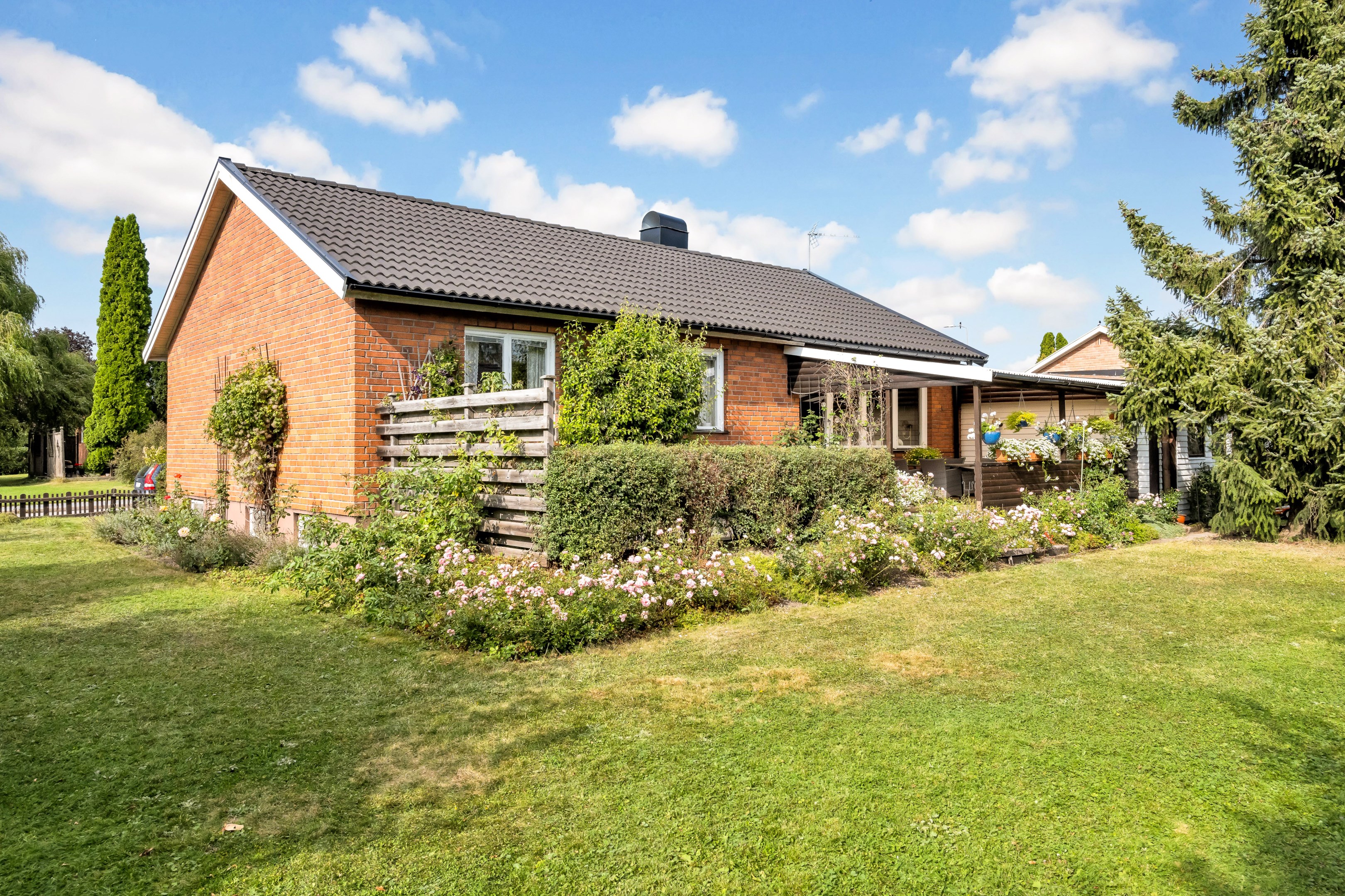 Bostadsbild från Eskadergatan 10, Såld i Bärby Hage, Uppsala