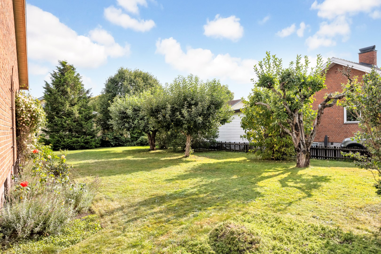 Bostadsbild från Eskadergatan 10, Såld i Bärby Hage, Uppsala