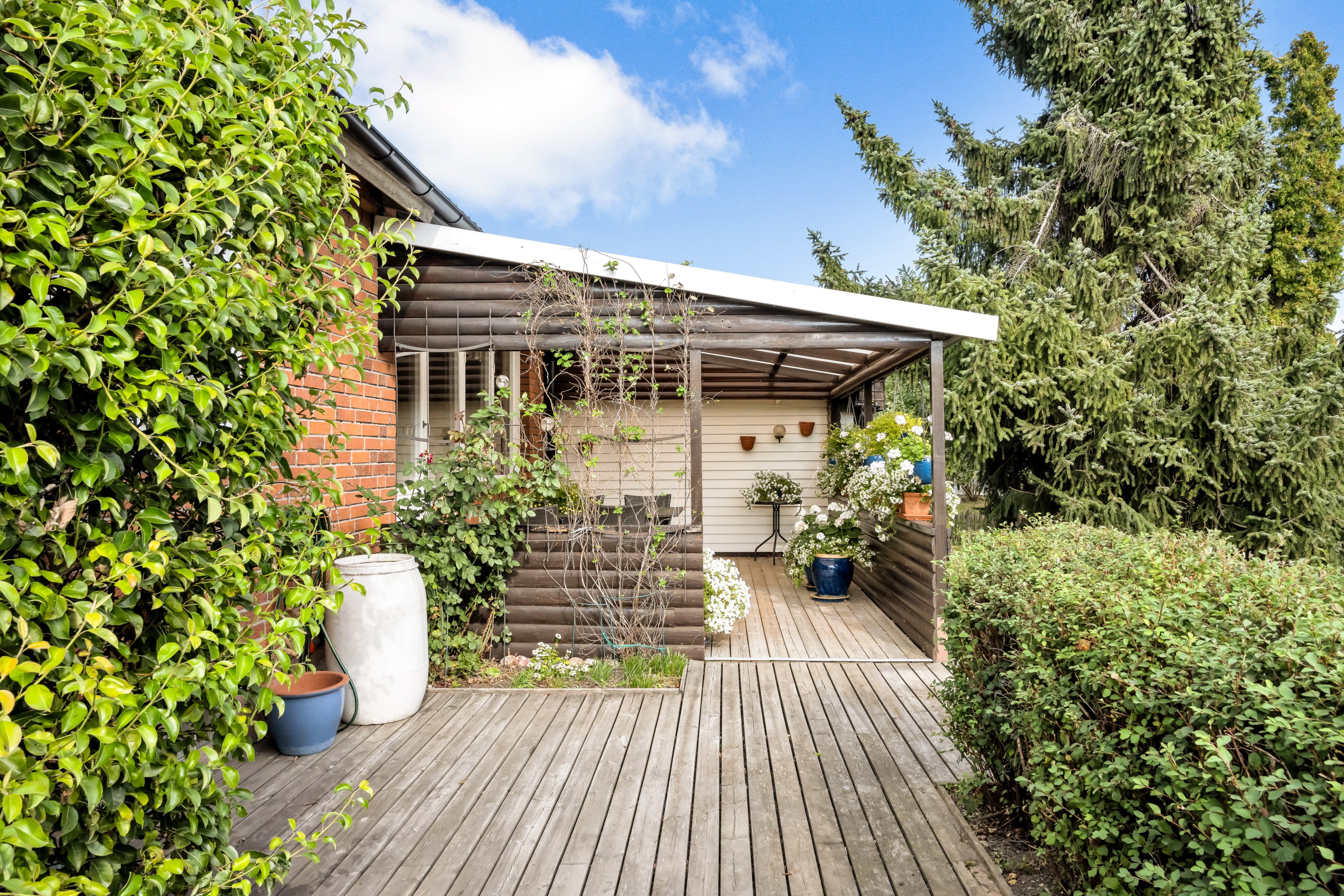 Bostadsbild från Eskadergatan 10, Såld i Bärby Hage, Uppsala