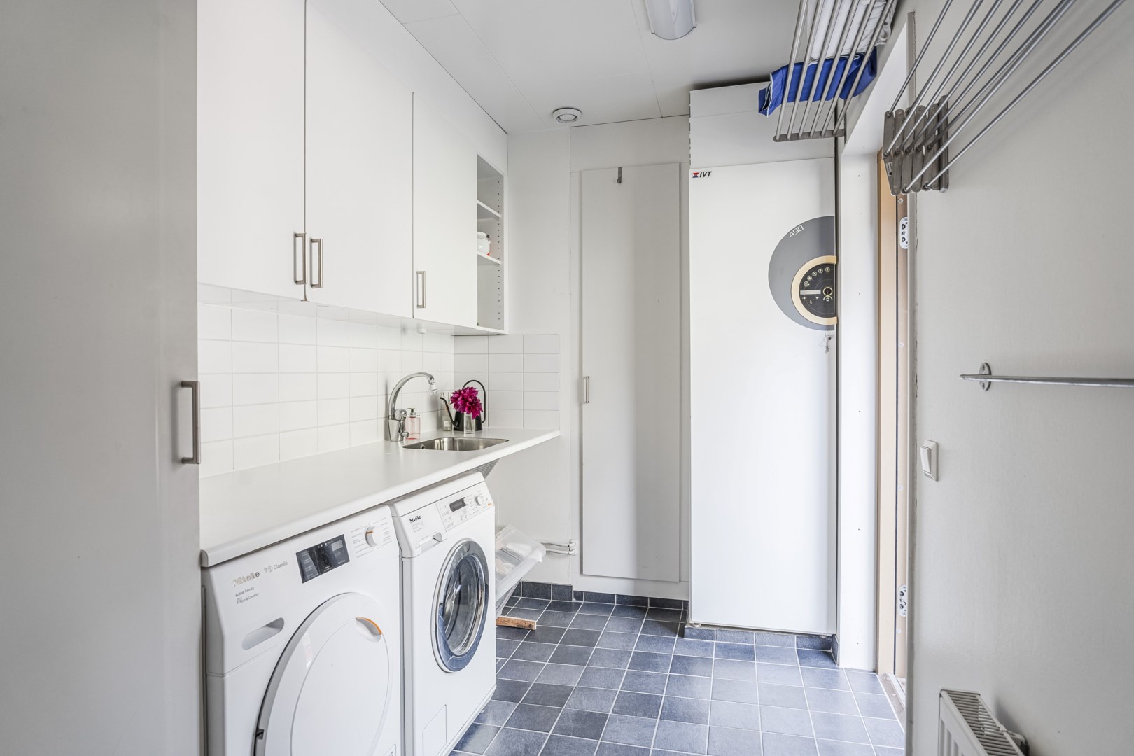 Bostadsbild från Igelkottsvägen 8, Såld i Vreta, Uppsala