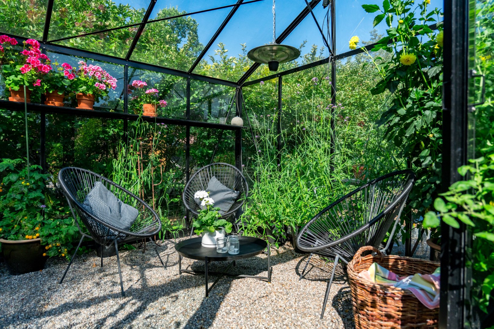 Bostadsbild från Igelkottsvägen 8, Såld i Vreta, Uppsala