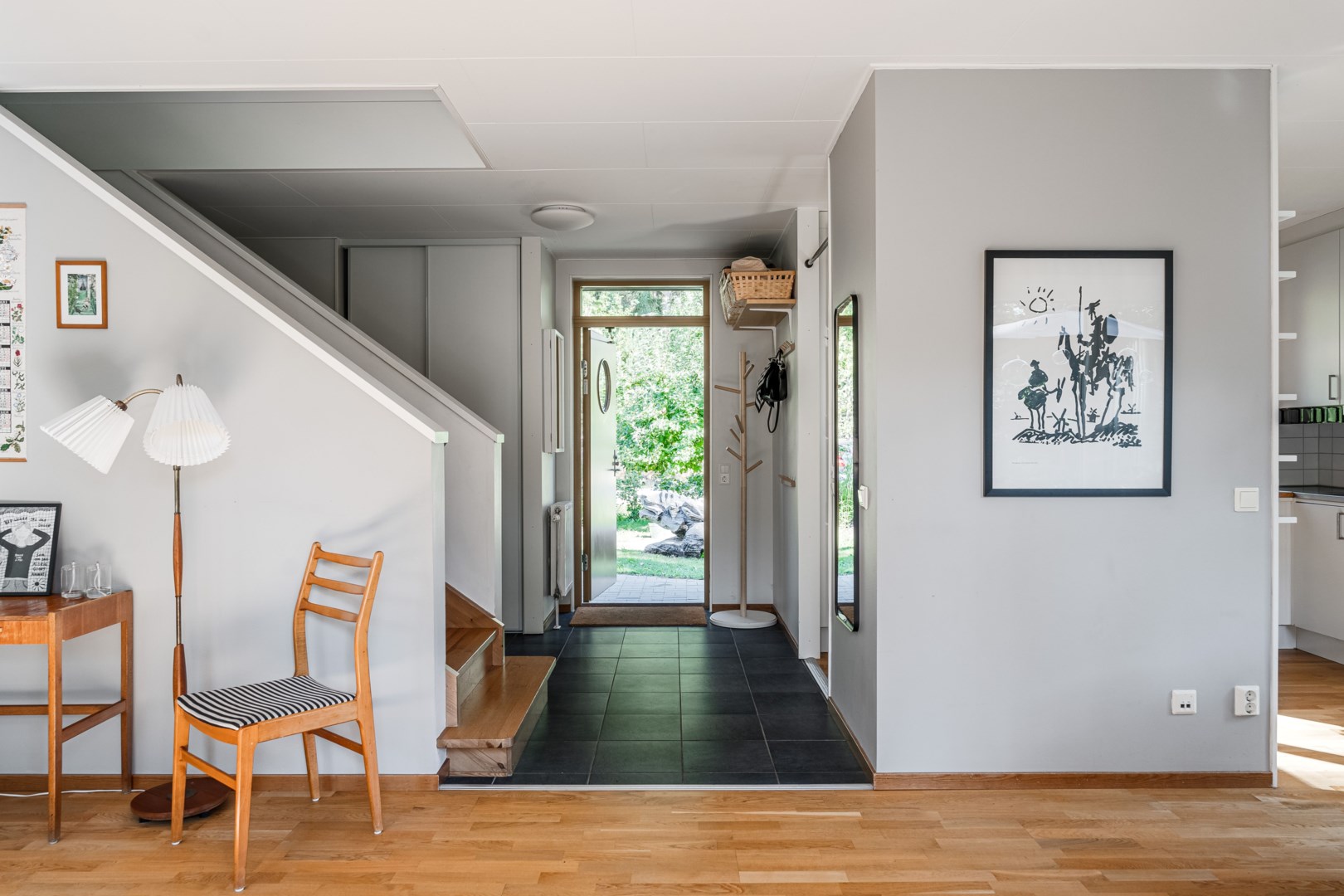 Bostadsbild från Igelkottsvägen 8, Såld i Vreta, Uppsala