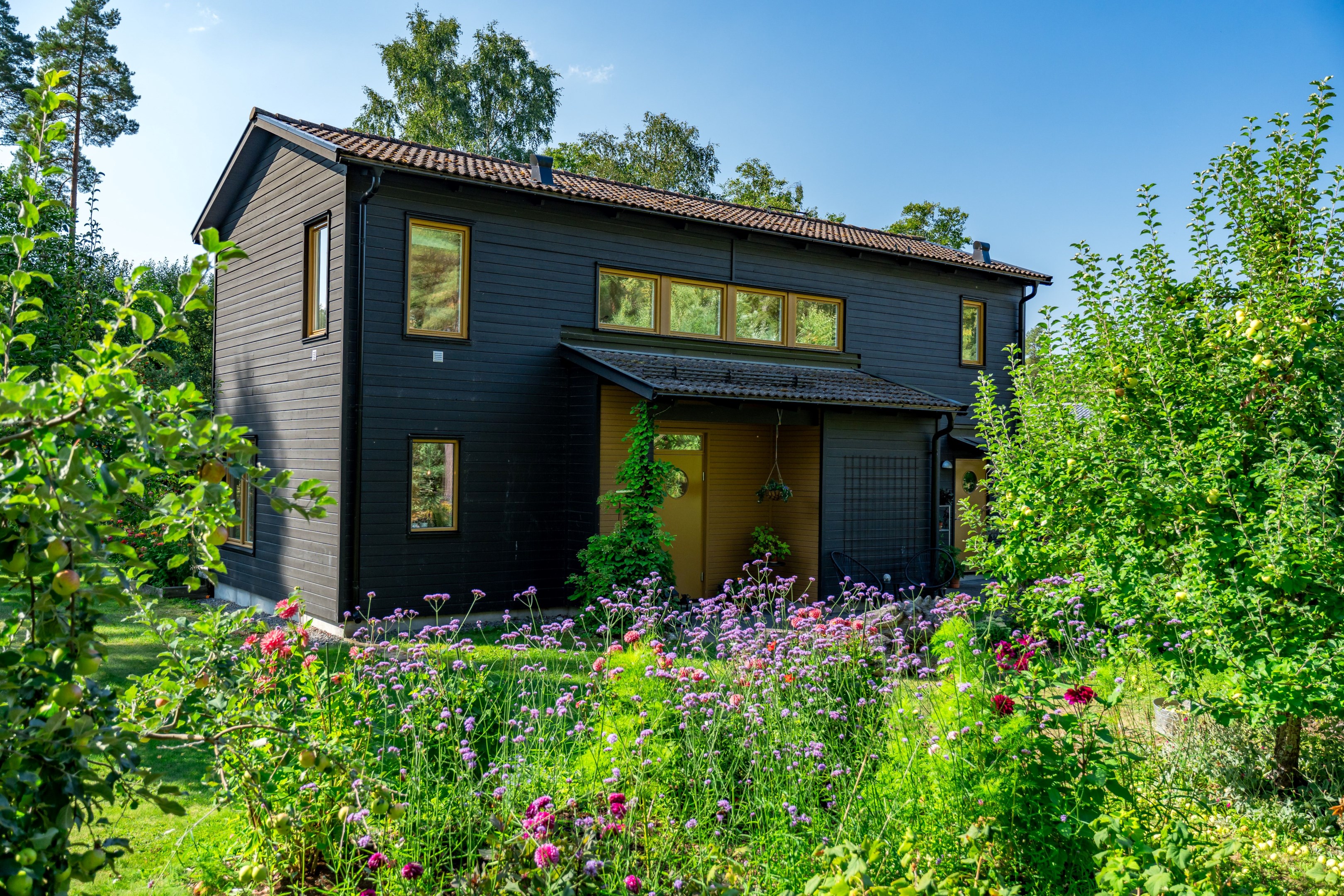 Bostadsbild från Igelkottsvägen 8, Såld i Vreta, Uppsala