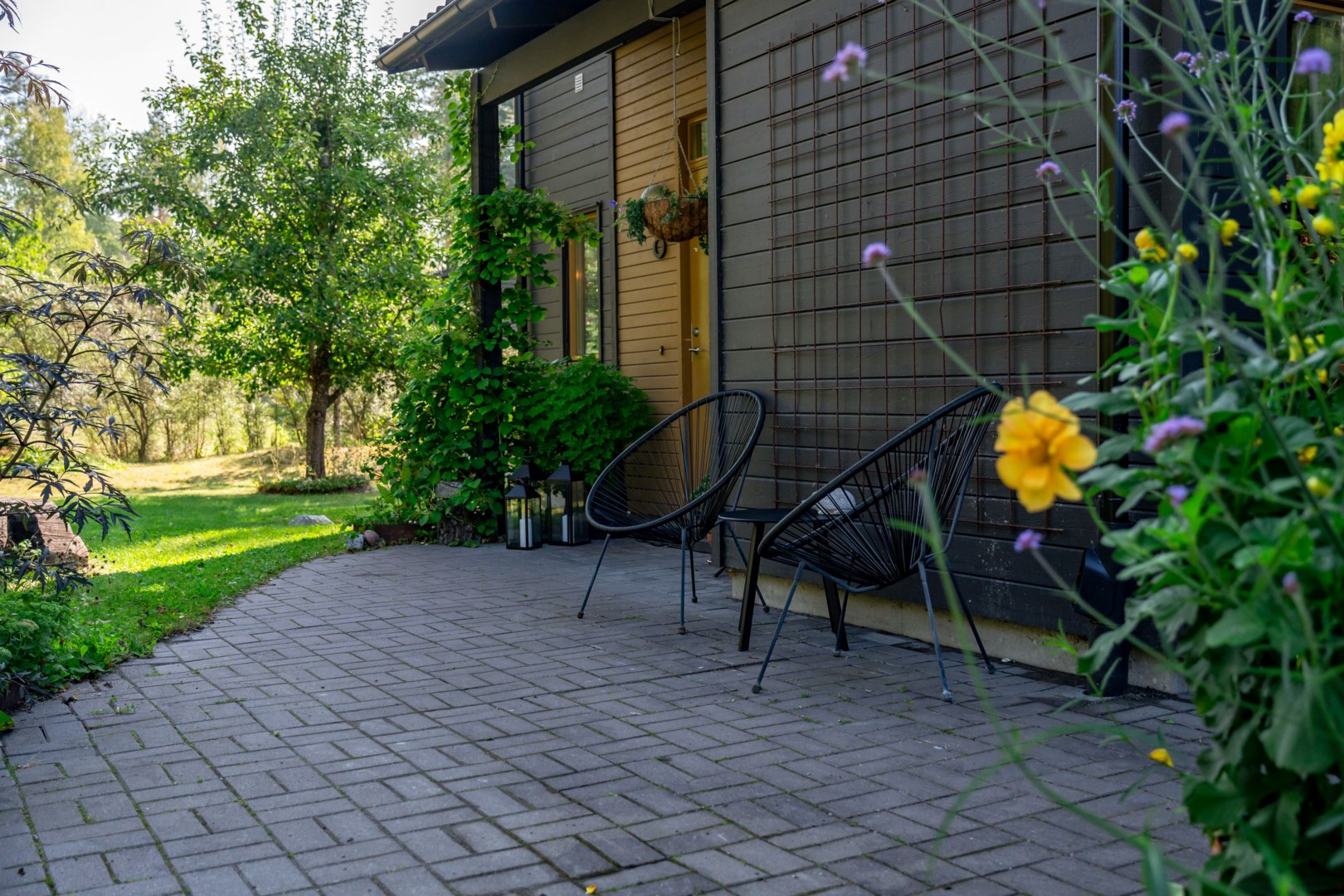 Bostadsbild från Igelkottsvägen 8, Såld i Vreta, Uppsala