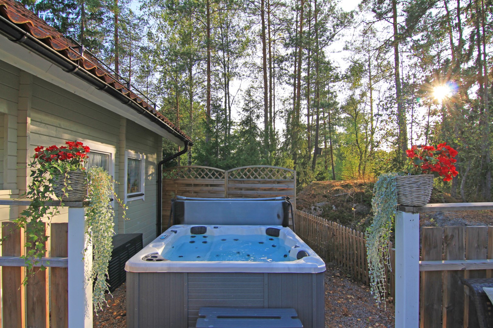 Bostadsbild från Järvstigen 6, Såld i Järlåsa, Uppsala