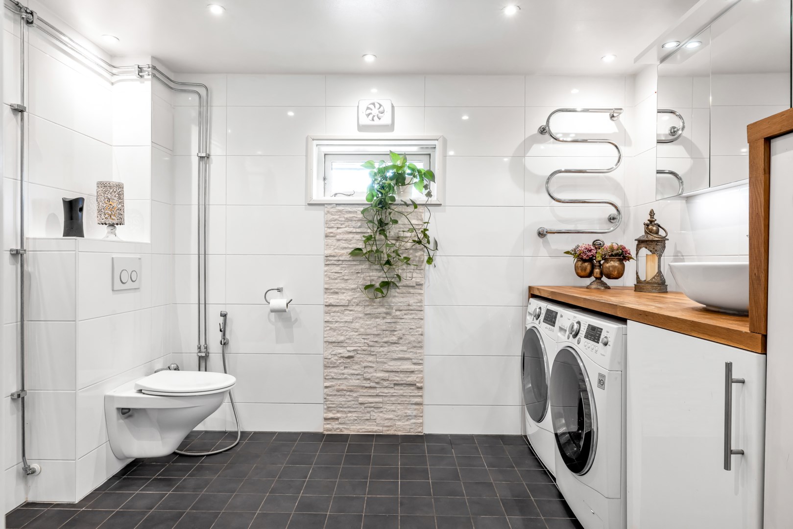 Bostadsbild från Järvstigen 6, Såld i Järlåsa, Uppsala