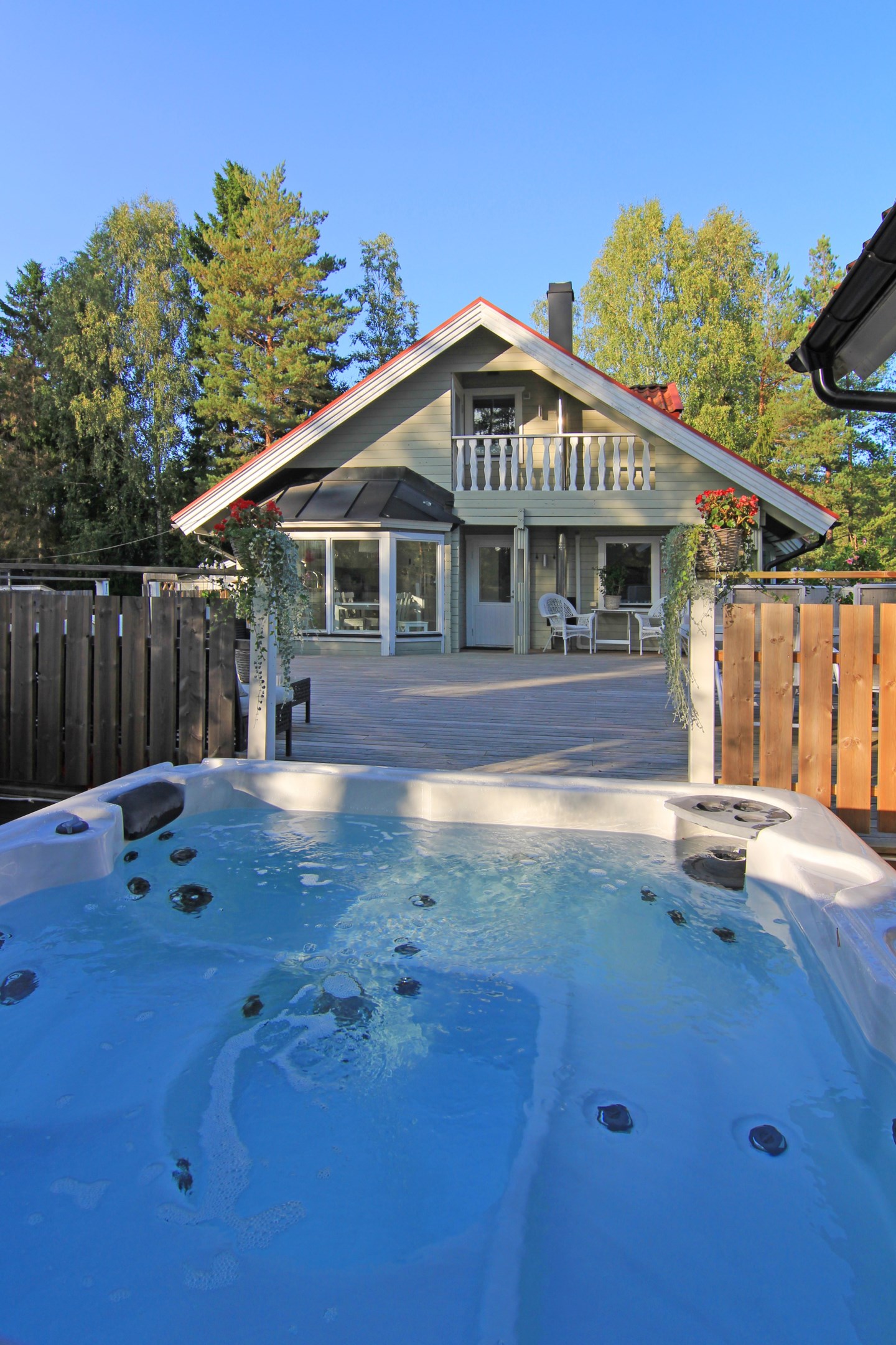 Bostadsbild från Järvstigen 6, Såld i Järlåsa, Uppsala