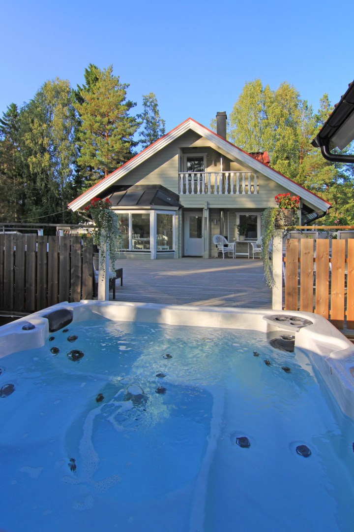 Bostadsbild från Järvstigen 6, Såld i Järlåsa, Uppsala