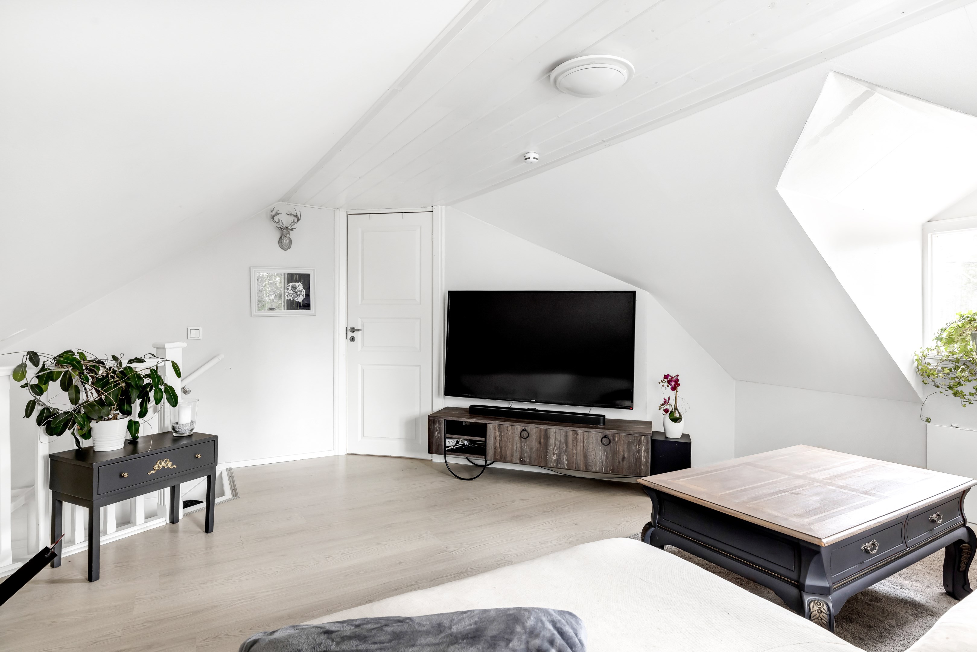 Bostadsbild från Järvstigen 6, Såld i Järlåsa, Uppsala