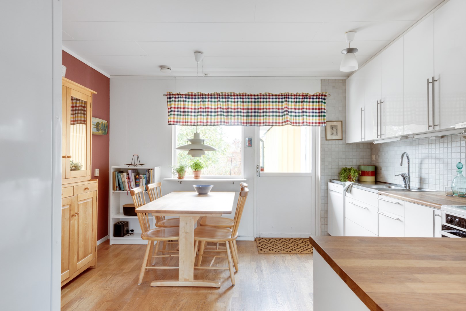 Bostadsbild från Ingvarsgatan 13, Såld i Svartbäcken, Uppsala