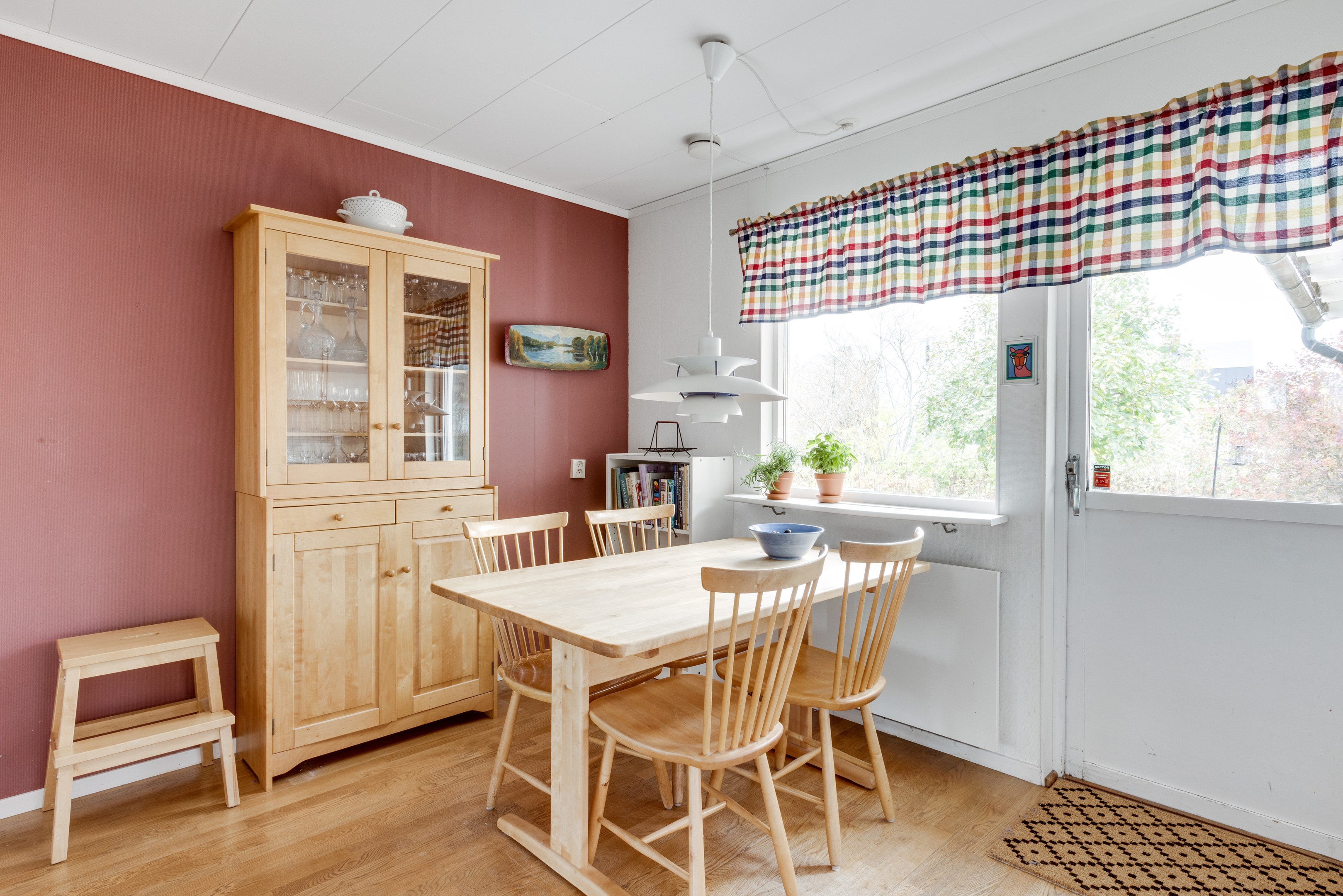 Bostadsbild från Ingvarsgatan 13, Såld i Svartbäcken, Uppsala